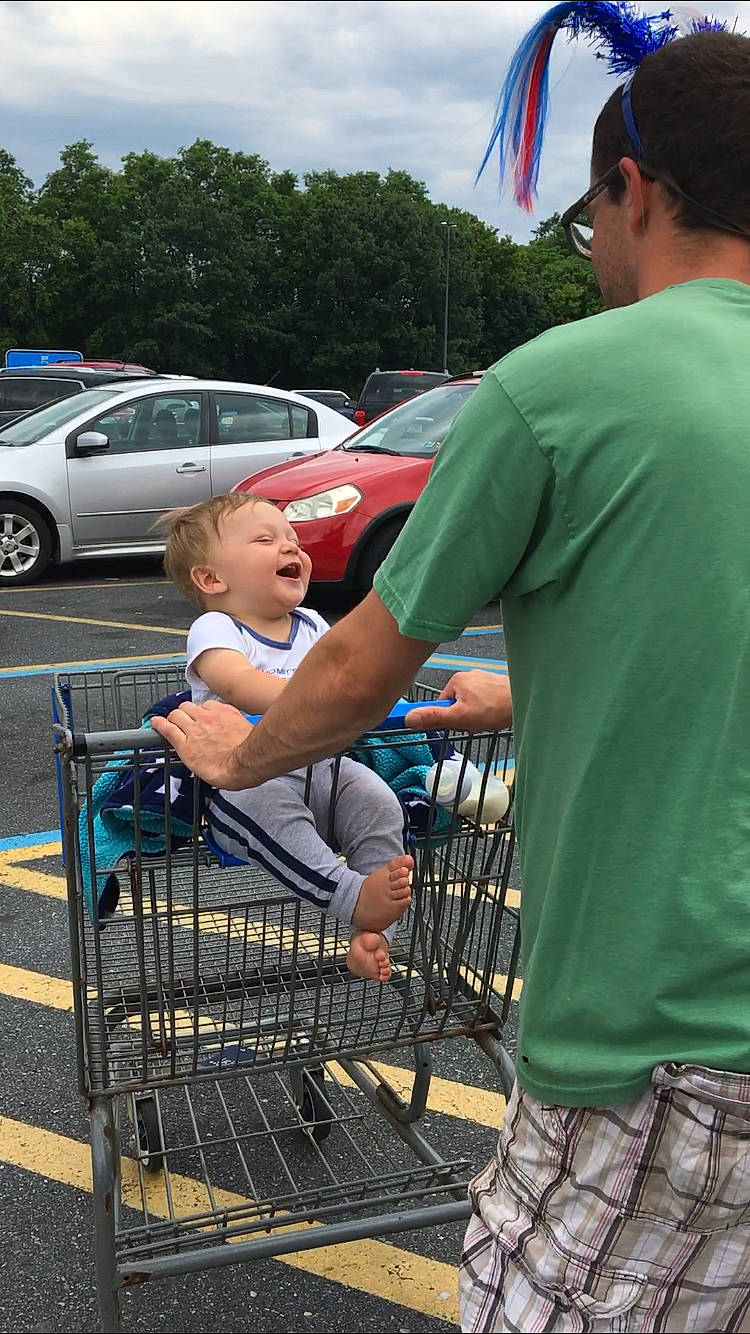 Wyatt is registered to the contest to win money with this photo: automotive_exterior, car, child, family_car, leg, male, motor_vehicle, parking, person, product, toddler, vacation, vehicle, vehicle_door