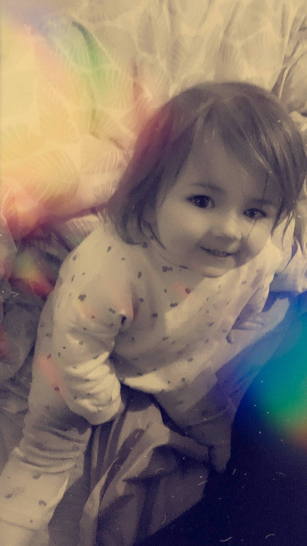 Cathaleya participe au concours pour gagner de l'argent avec cette photo : baby, baby_toddler_clothing, cheek, chin, cloud, eye, eyebrow, face, hair, hand, happy, human_body, iris, joy, lip, mouth, nose, person, sleeve, smile