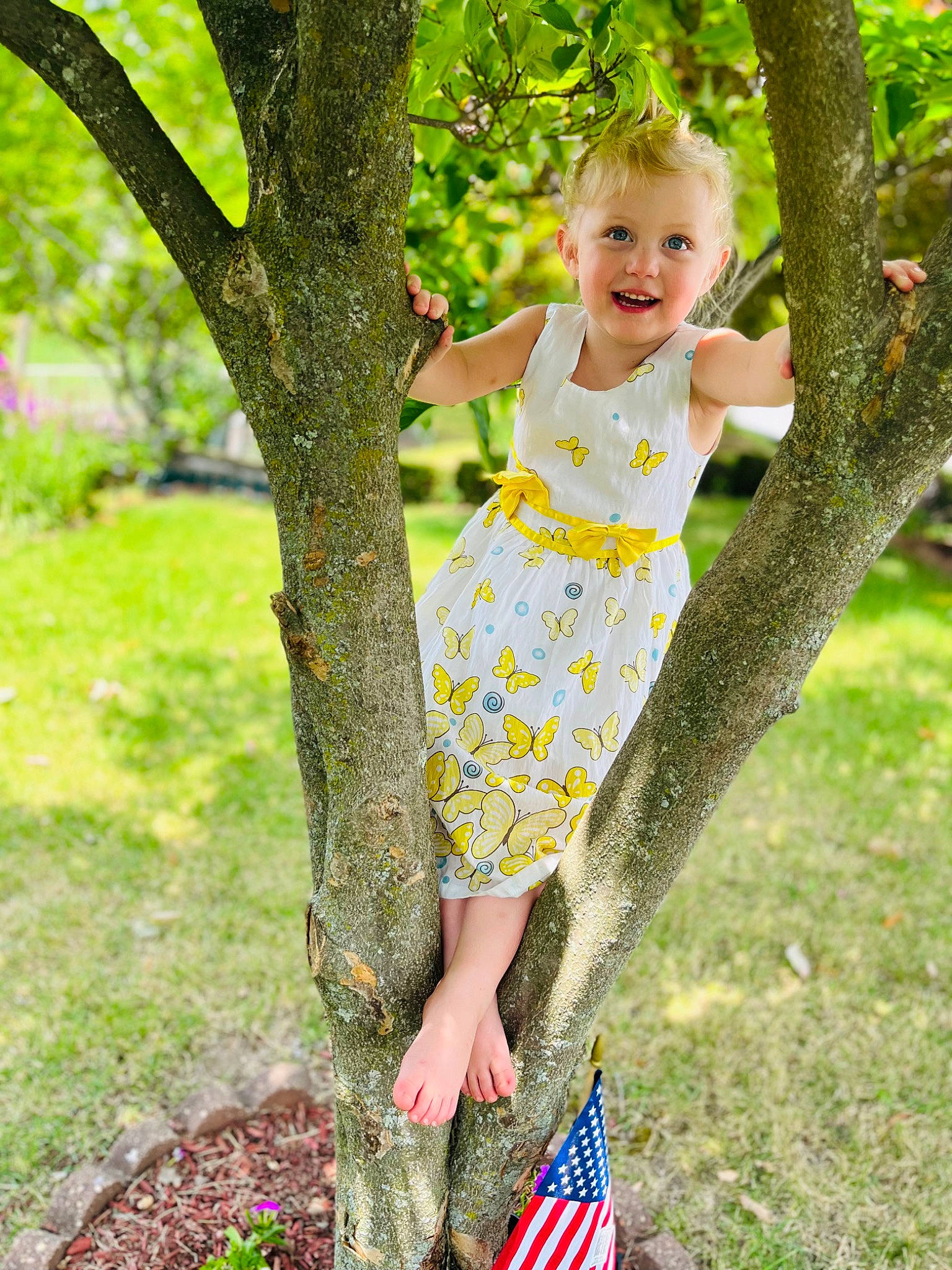 Normaraine joined the competition — help win amazing prizes! baby_toddler_clothing, barefoot, botany, child, flag, flag_of_the_united_states, gesture, grass, green, happy, joy, leaf, leisure, people_in_nature, person, plant, sleeve, smile, summer, toddler