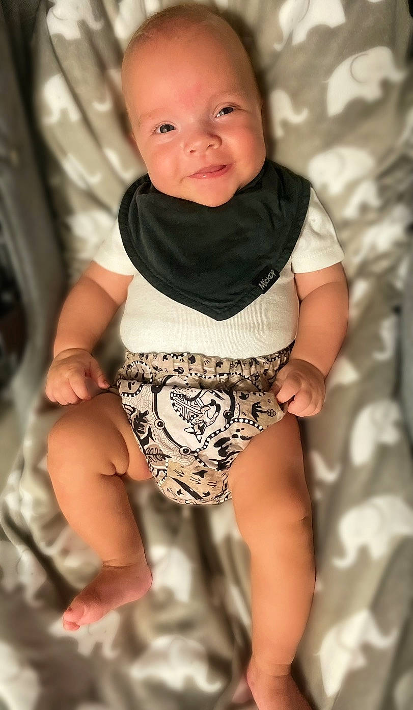 Shayde is registered to the contest to win money with this photo: abdomen, baby, baby_toddler_clothing, beauty, cheek, chest, eye, happy, head, human, joint, joy, person, skin, sleeve, smile, stomach, textile, thigh, toddler