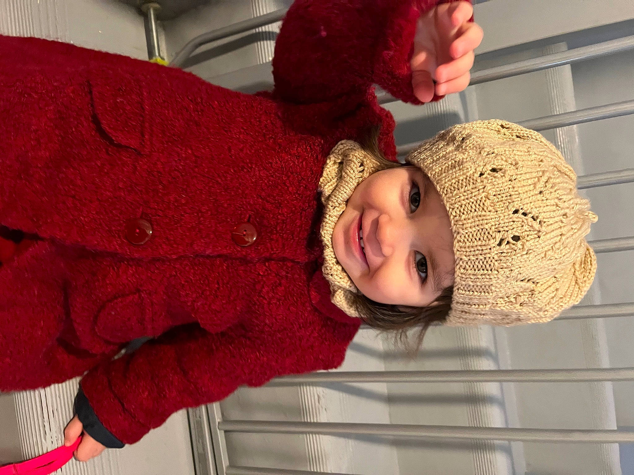Amëlia participe au concours pour gagner de l'argent avec cette photo : child, chin, comfort, eye, face, head, headgear, headwear, human_body, joint, joy, neck, outerwear, person, pink, shoulder, skin, sleeve, smile, standing