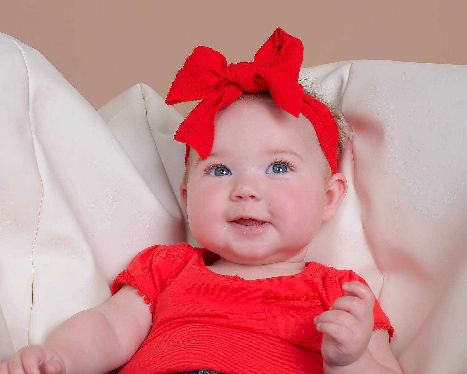 Brinley is registered to the contest to win money with this photo: baby, baby_toddler_clothing, carmine, child, comfort, costume_hat, event, fashion_accessory, fun, hair_accessory, happy, hat, head, headband, headwear, joy, magenta, pattern, person, pink