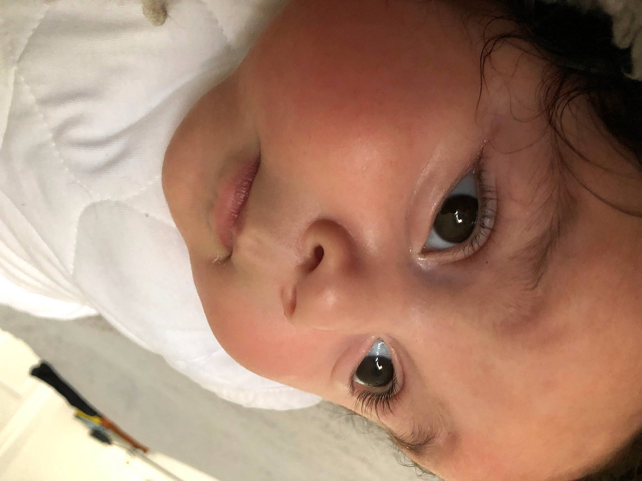 Bjorn participe au concours pour gagner de l'argent avec cette photo : baby, baby_toddler_clothing, cheek, child, comfort, ear, eye, eyebrow, eyelash, forehead, iris, lip, mouth, neck, no_expression, nose, person, portrait_photography, skin, sleeve