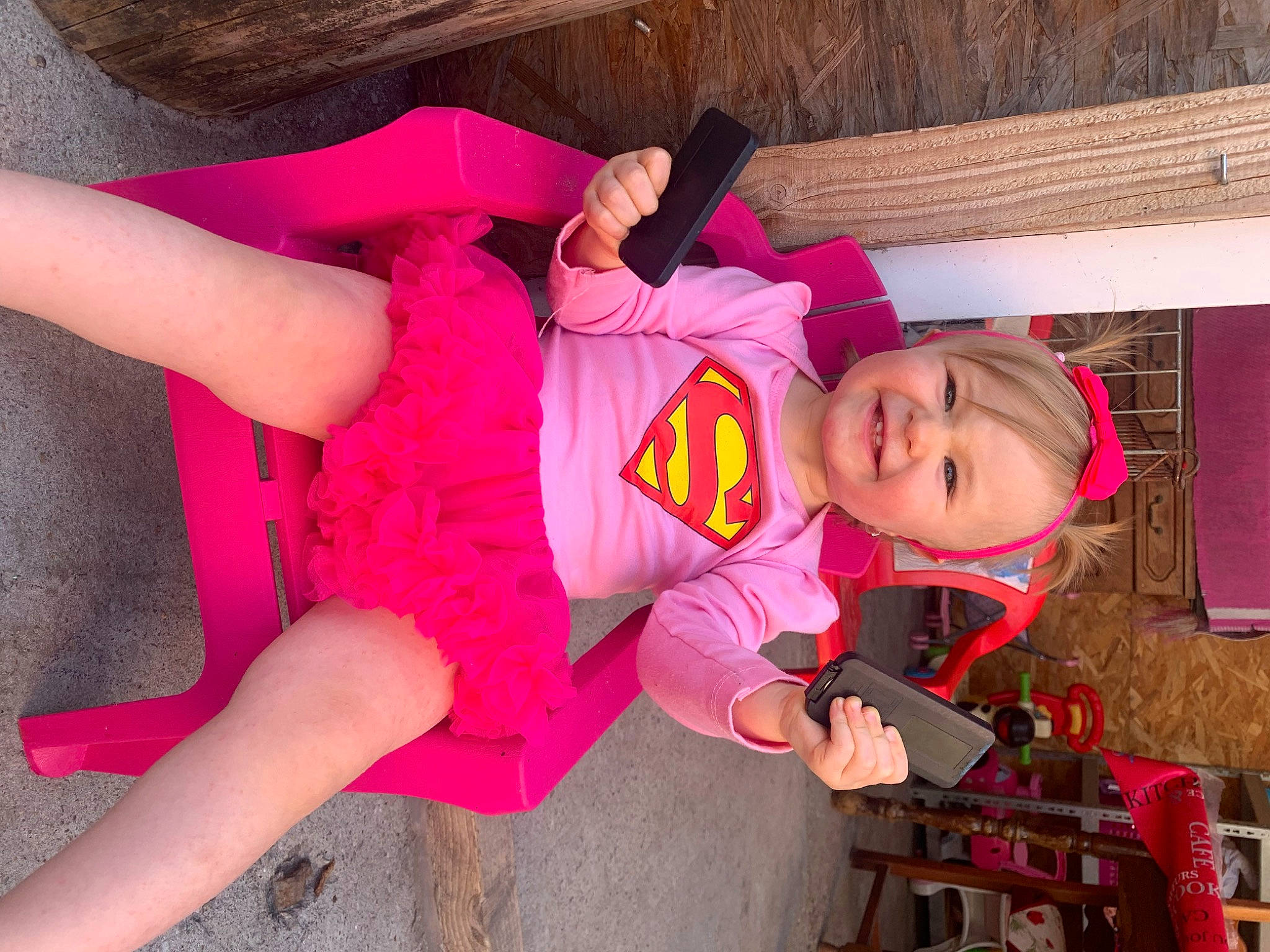 Adélaïde participe au concours pour gagner de l'argent avec cette photo : baby, baby_toddler_clothing, child, fun, happy, hat, human_body, human_leg, joy, magenta, person, pink, purple, red, sitting, skin, smile, t_shirt, thigh, toddler