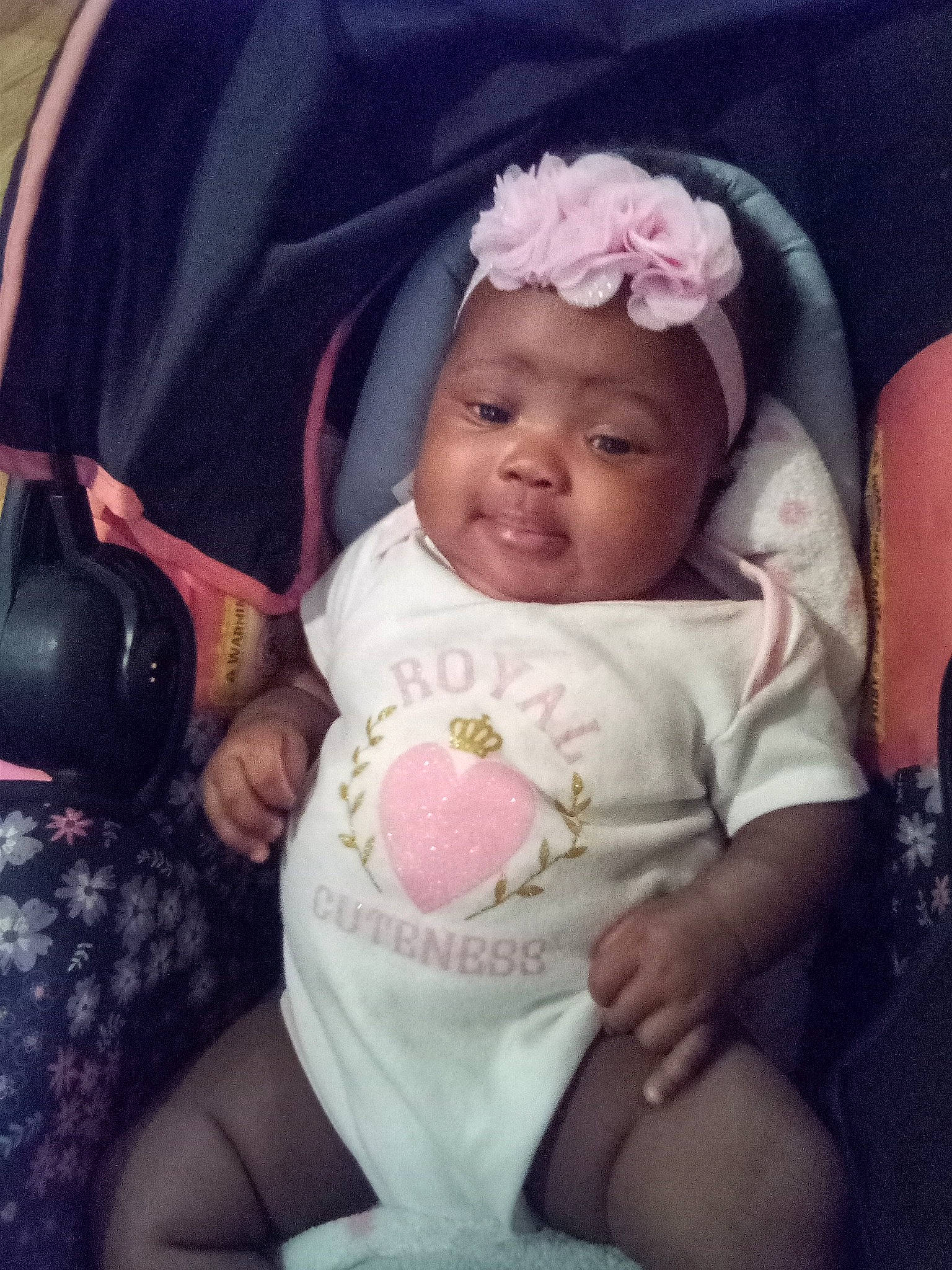 Le'Xia is registered to the contest to win money with this photo: baby, baby_toddler_clothing, cheek, chin, comfort, eye, eyebrow, face, hairstyle, happy, head, human_body, iris, lip, mouth, nose, person, plant, skin, sleeve