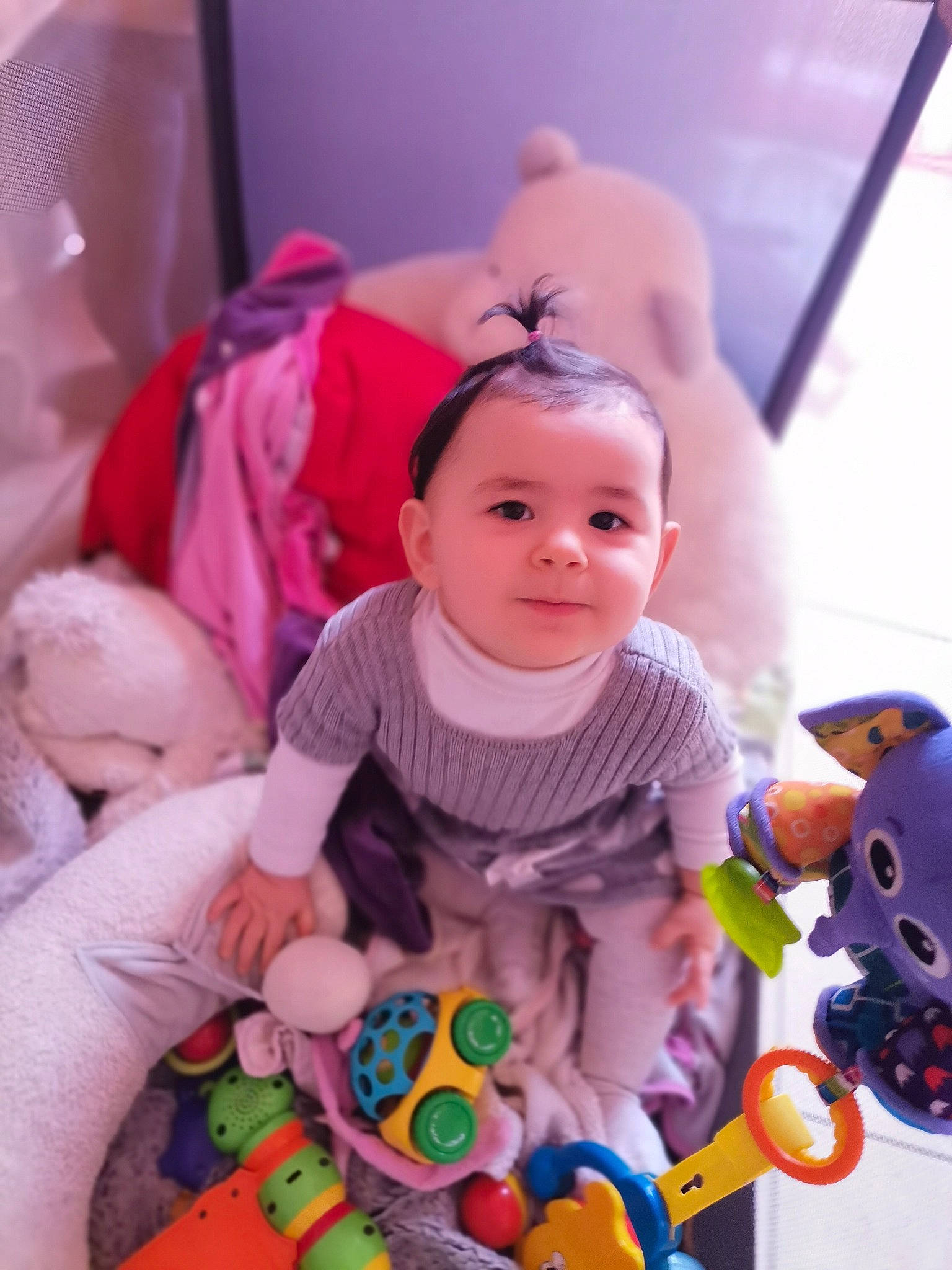 Vaiana participe au concours pour gagner de l'argent avec cette photo : baby, baby_products, baby_toddler_clothing, cheek, child, fun, happy, iris, organ, people, person, pink, product, purple, skin, smile, snapshot, stuffed_toy, textile, toddler