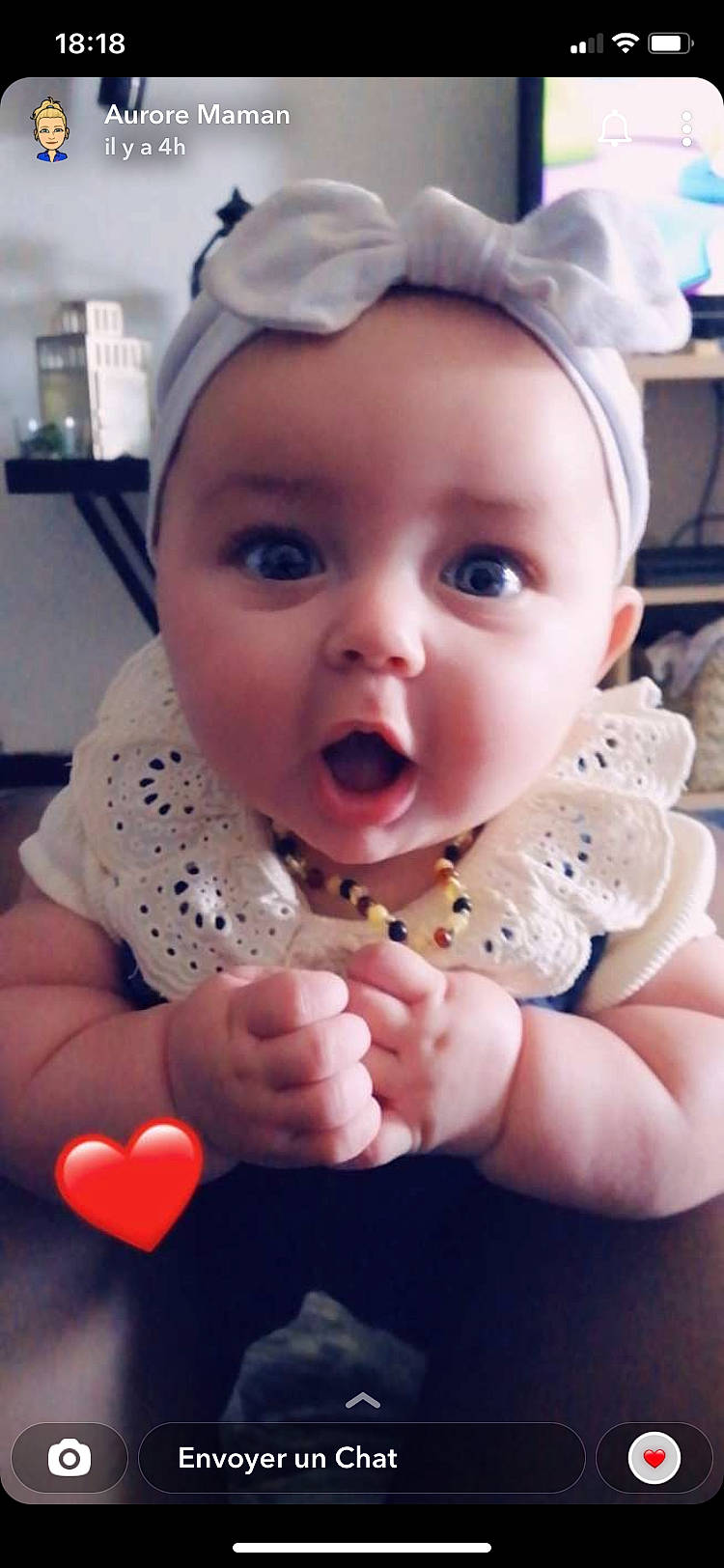 Maylia a rejoint le concours — aidez-le/la à gagner de superbes lots ! baby, baby_toddler_clothing, cheek, chin, dress, face, finger, gesture, hand, happy, lip, mammal, mouth, nose, organ, person, pink, product, skin, sleeve