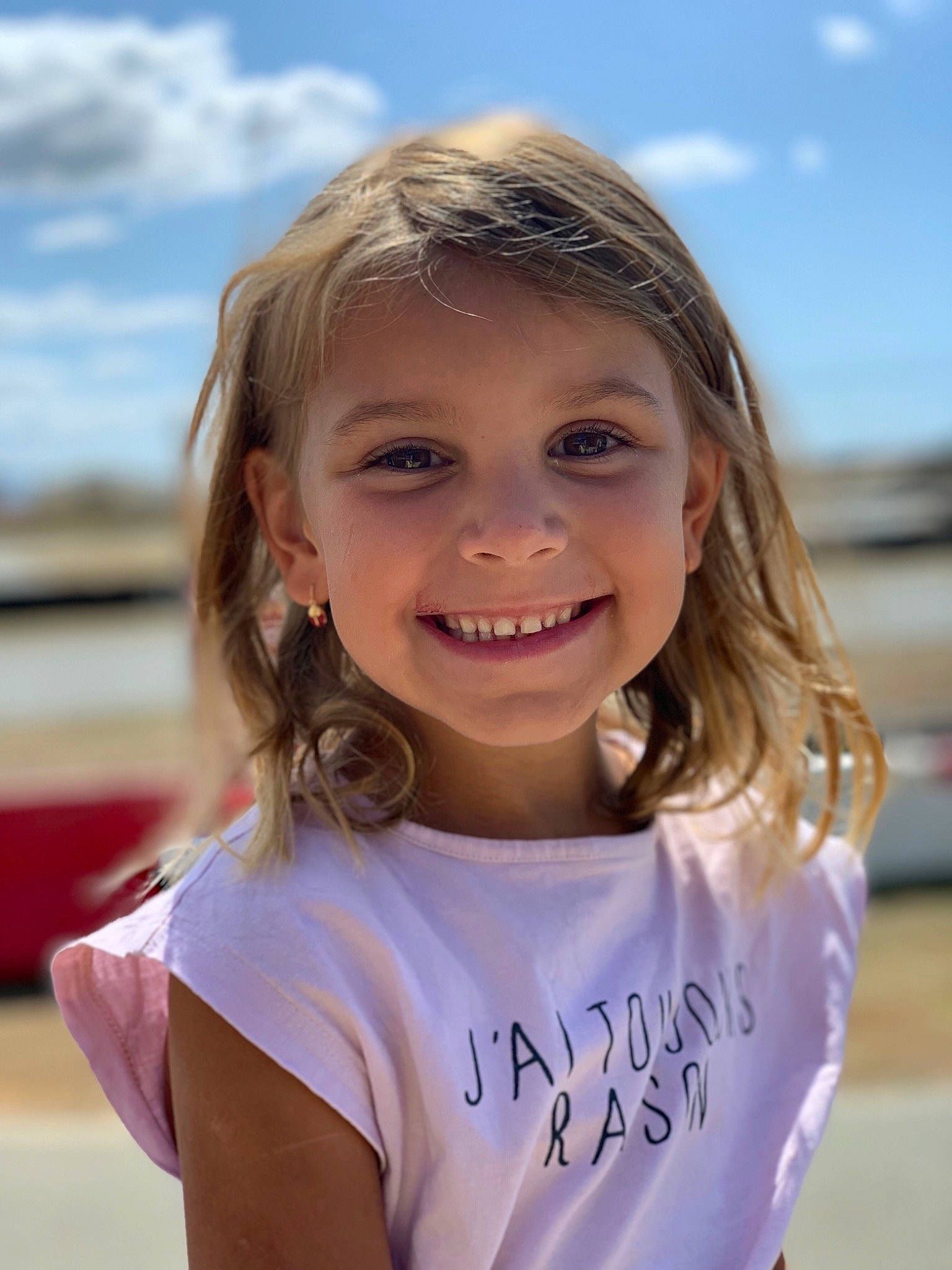 Charlotte participe au concours pour gagner de l'argent avec cette photo :