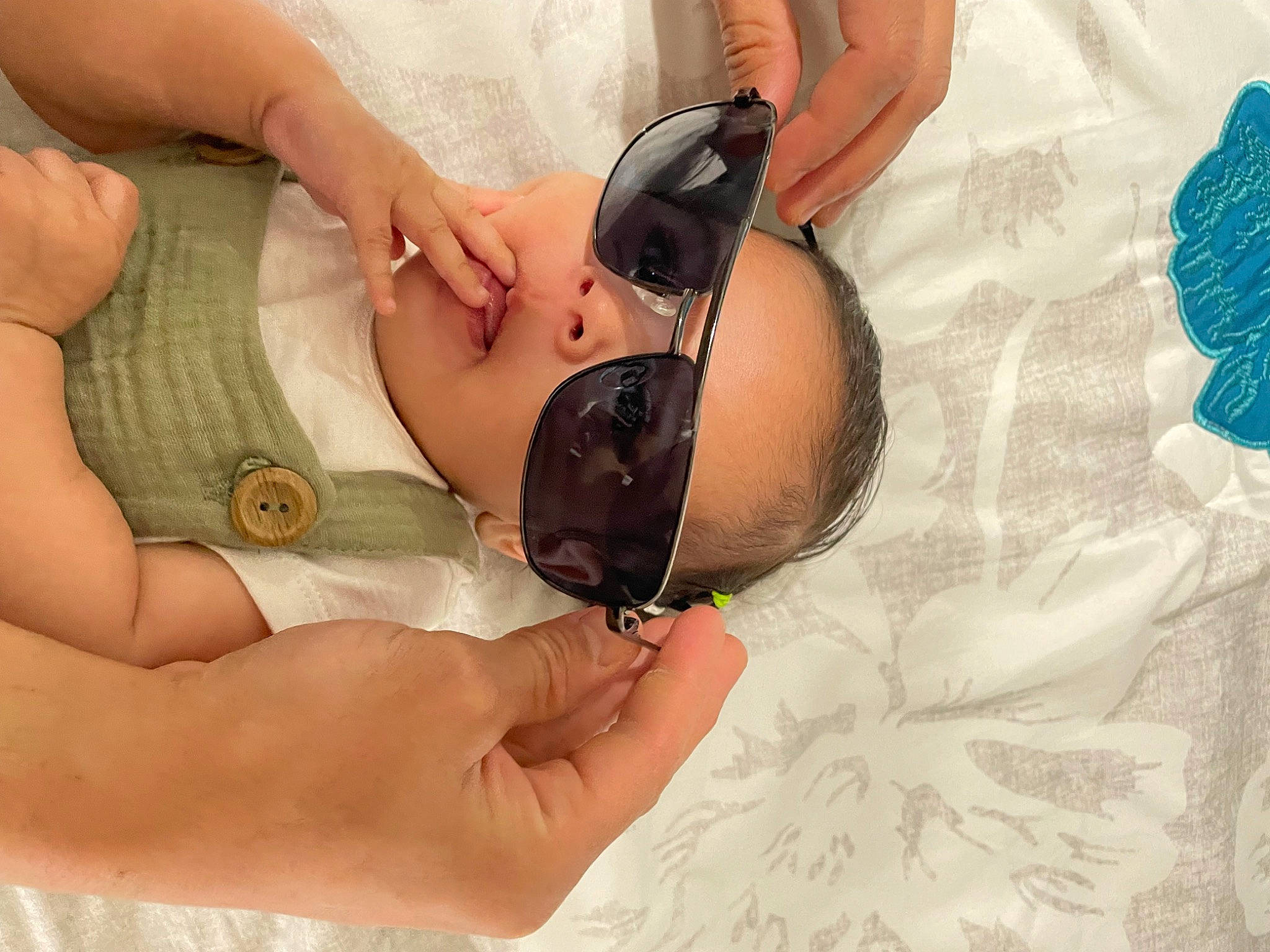 Arlet joined the competition — help win amazing prizes! abdomen, chest, comfort, eyewear, fashion_accessory, finger, foot, gesture, goggles, hand, human_leg, joint, nail, person, personal_protective_equipment, skin, sunglasses, thigh, thumb, vision_care