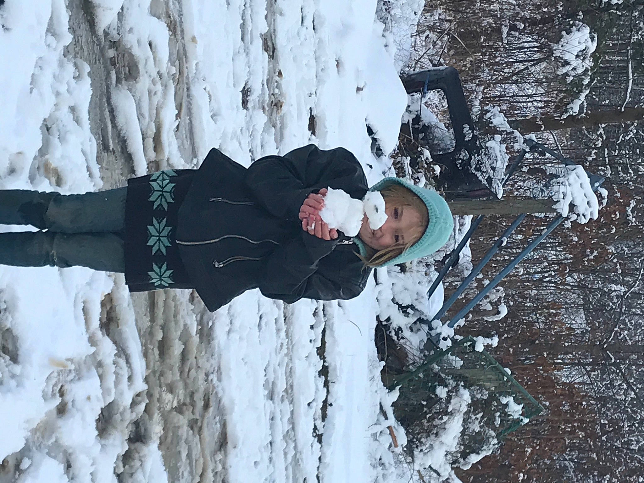 Charleigh joined the competition — help win amazing prizes! adventure, boot, freezing, frost, fun, fur, geological_phenomenon, glacial_landform, glove, hat, headgear, ice_cap, jacket, joy, person, playing_in_the_snow, precipitation, recreation, slope, snow