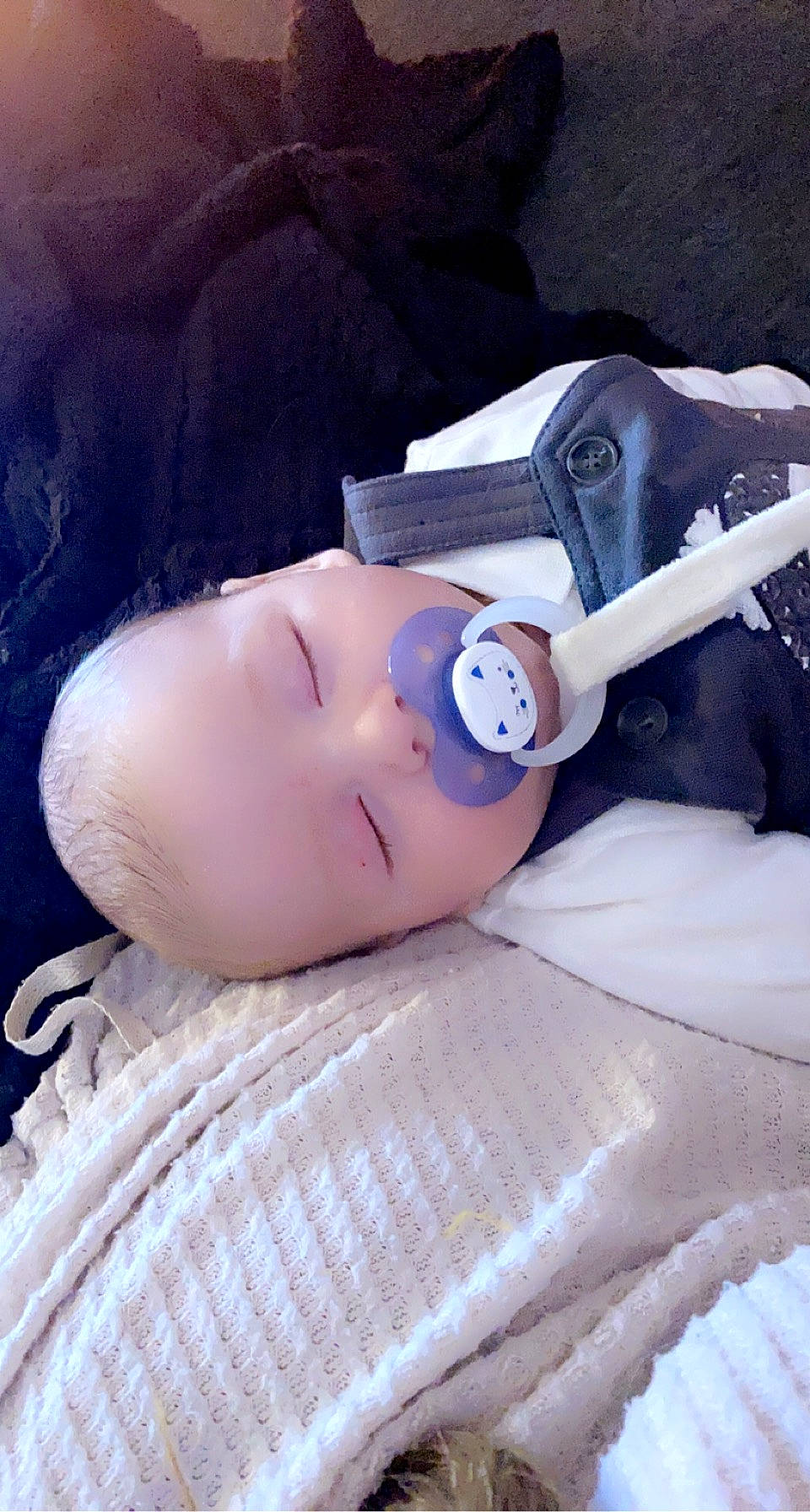 Gabin participe au concours pour gagner de l'argent avec cette photo : baby, baby_products, baby_sleeping, baby_toddler_clothing, cheek, child, comfort, electric_blue, eyelash, fashion_accessory, hat, head, linens, nail, nose, person, personal_protective_equipment, skin, sleeve, textile