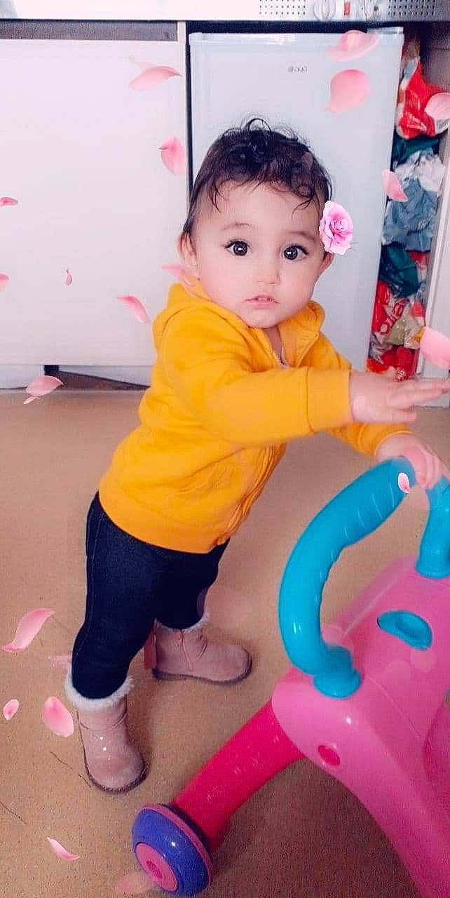 Vaimalama a rejoint le concours — aidez-le/la à gagner de superbes lots ! baby, child, person, pink, play, toddler