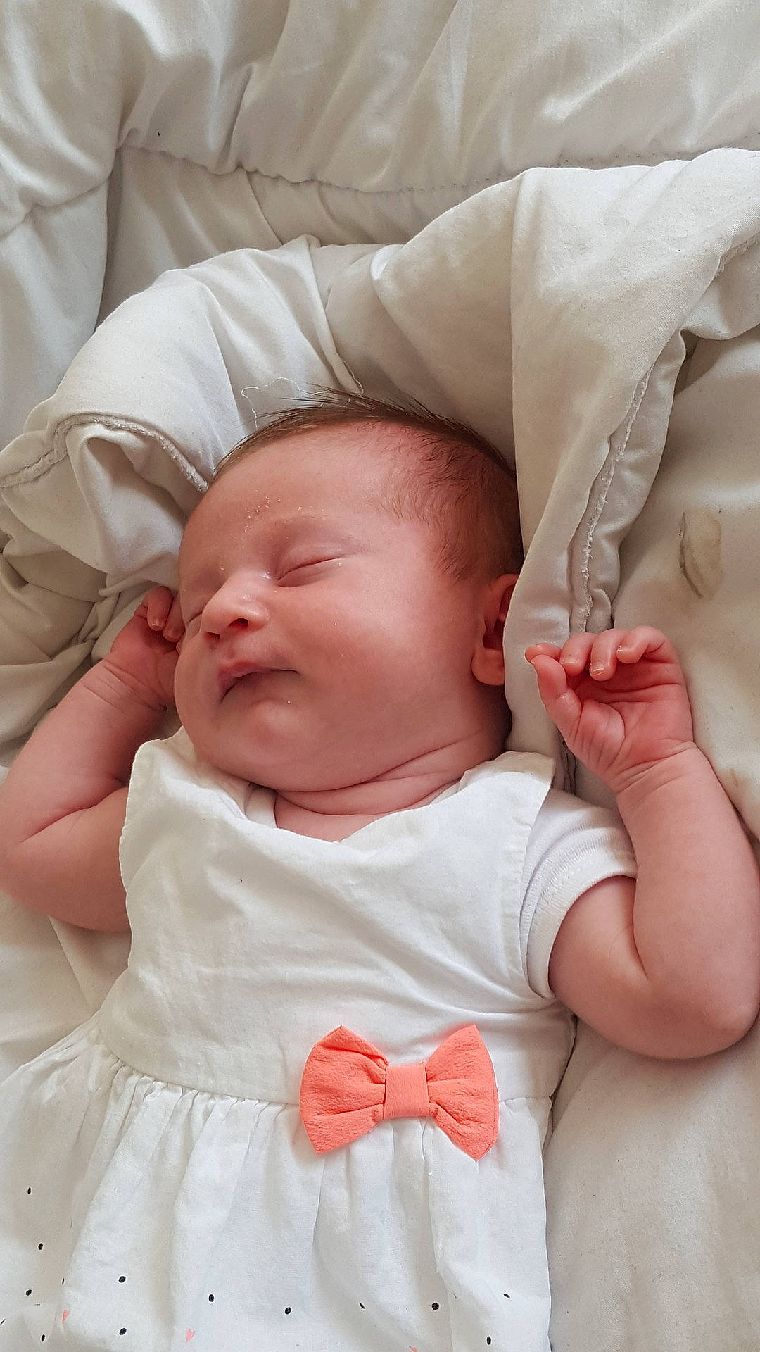 Malia a rejoint le concours — aidez-le/la à gagner de superbes lots ! bedtime, child, infant, person, product, skin, sleep