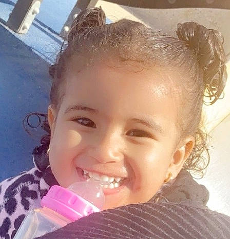 Rodayna participe au concours pour gagner de l'argent avec cette photo : cheek, chin, clothing, ear, eye, eyebrow, eyelash, forehead, hairstyle, happy, iris, jaw, joy, lip, mouth, neck, nose, person, photograph, skin