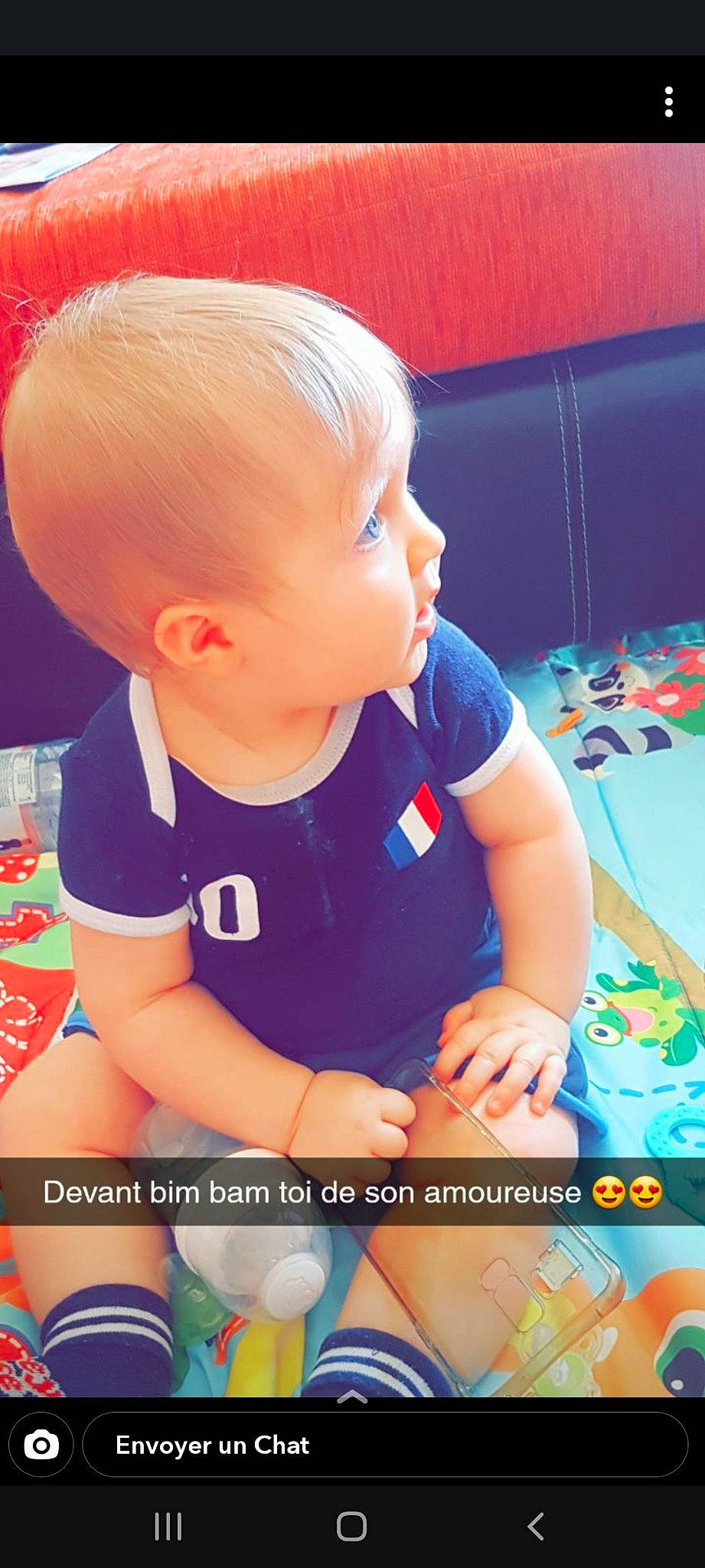 Chris participe au concours pour gagner de l'argent avec cette photo : baby, cheek, child, ear, person, play, toddler, tummy_time