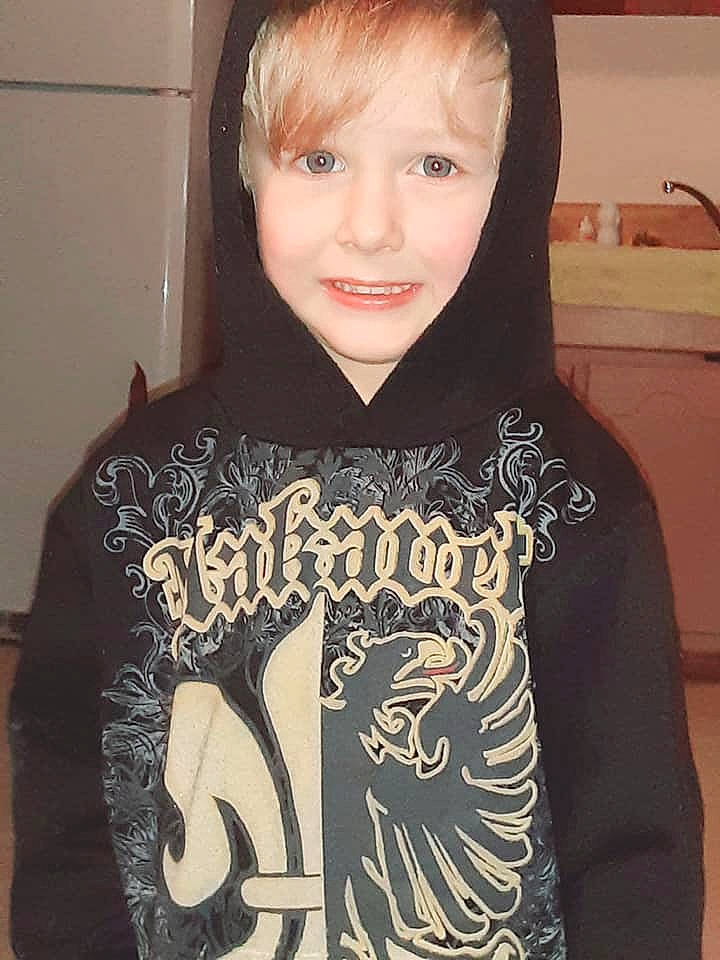 Colton joined the competition — help win amazing prizes! cool, hoodie, long_sleeved_t_shirt, neck, outerwear, person, sleeve, t_shirt