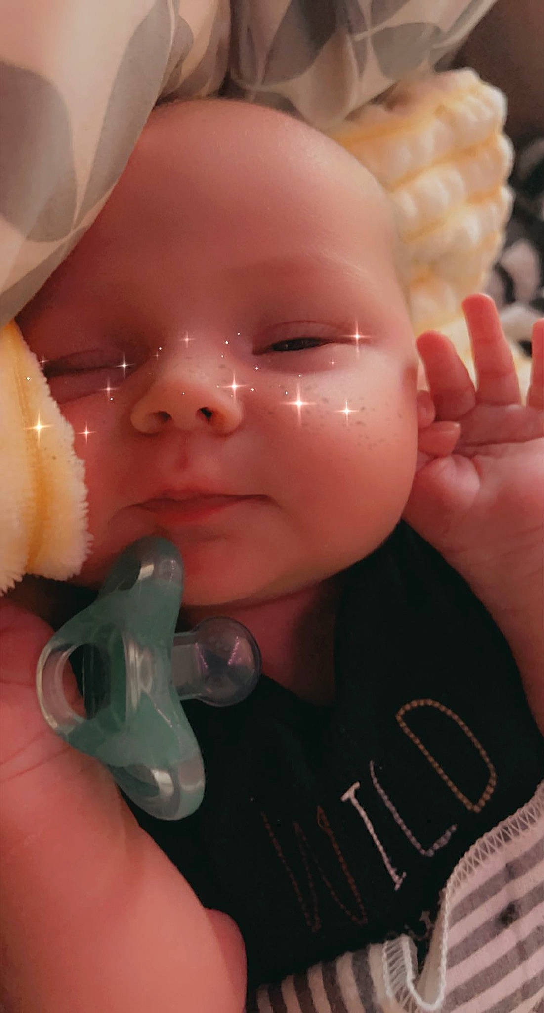 Reed is registered to the contest to win money with this photo: arm, cheek, chin, ear, eye, eyebrow, eyelash, face, forehead, hair, hand, head, joint, lip, mouth, muscle, nose, organ, person, skin