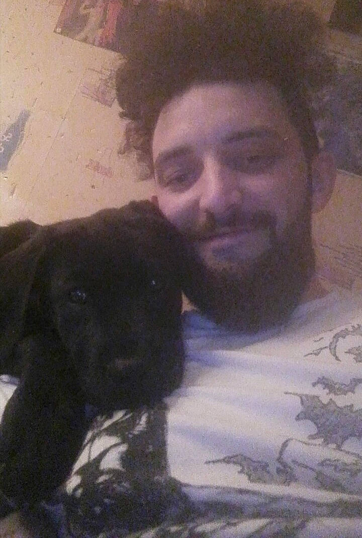 Banner participe au concours pour gagner de l'argent avec cette photo : afro, beard, black, black_hair, carnivore, companion_dog, cool, dog, dog_breed, facial_hair, forehead, hairstyle, human, jheri_curl, mammal, moustache, puppy, skin, vertebrate, working_animal