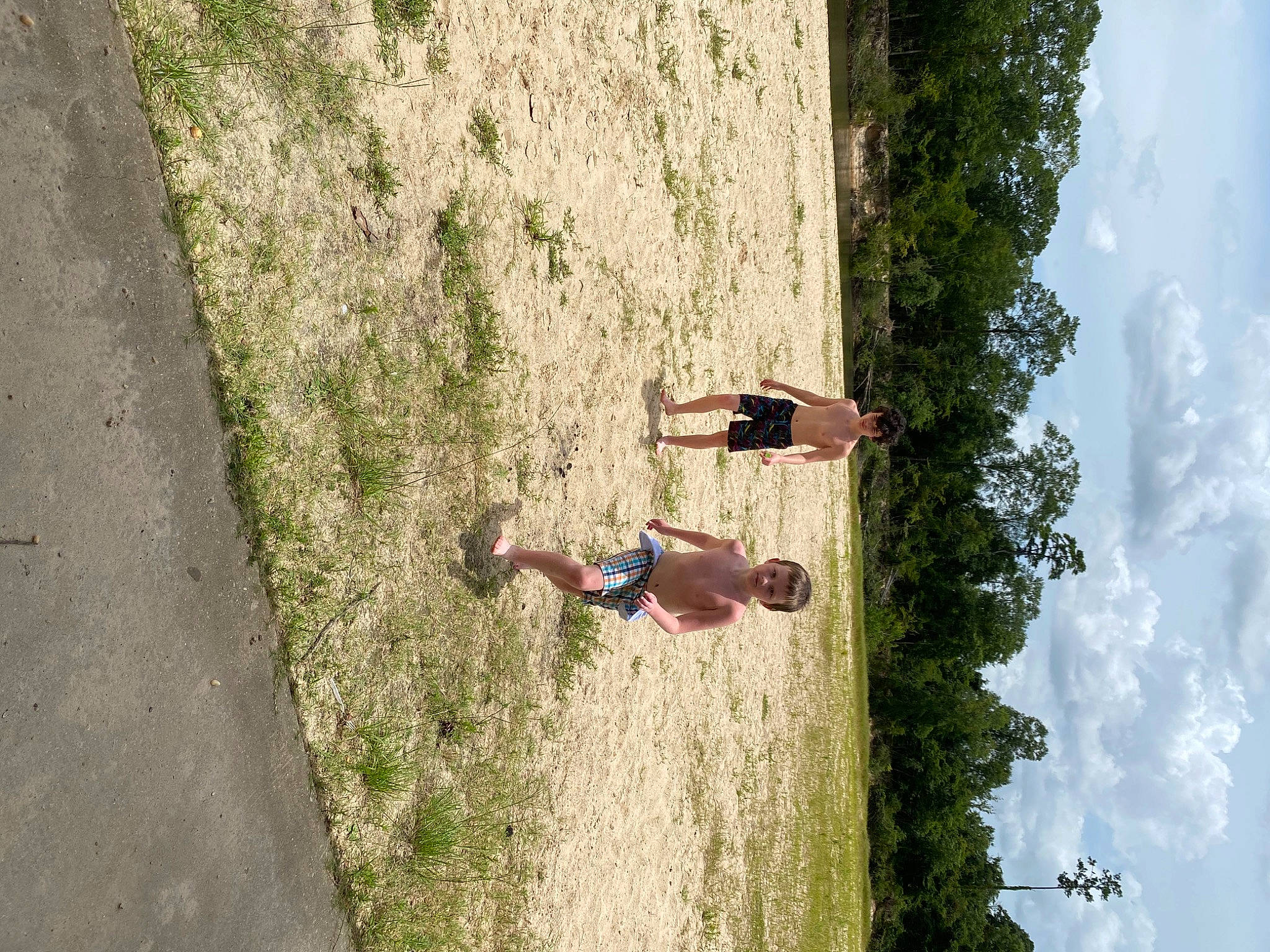 Carmine is registered to the contest to win money with this photo: adventure, leisure, person, recreation, tree