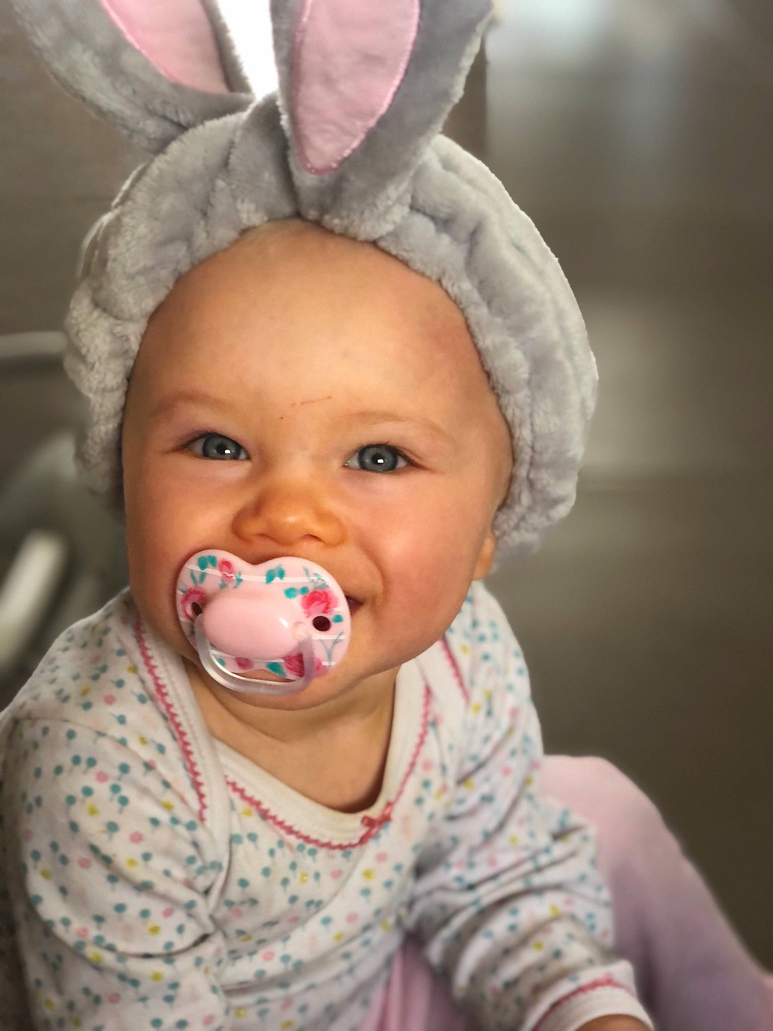 Celeste participe au concours pour gagner de l'argent avec cette photo : baby, cheek, child, ear, head, headwear, person, pink, skin, toddler