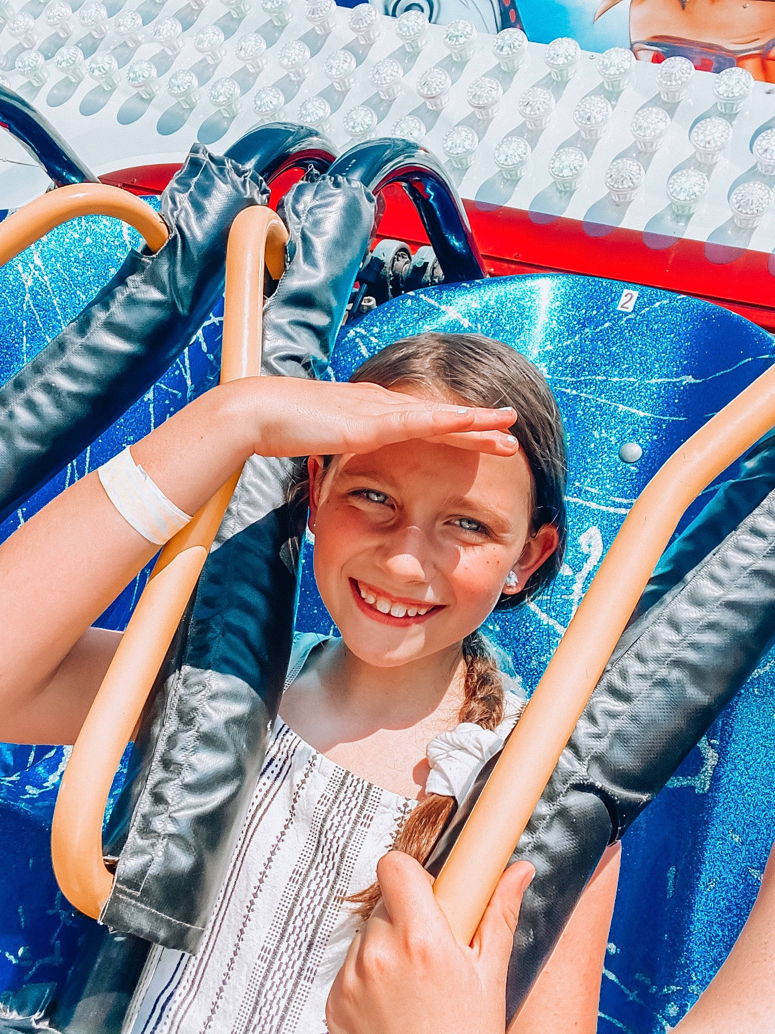 Harmonie is registered to the contest to win money with this photo: aqua, azure, black_hair, blue, cool, flash_photography, fun, happy, human, joy, leisure, muscle, organ, people, person, recreation, skin, smile, style, summer