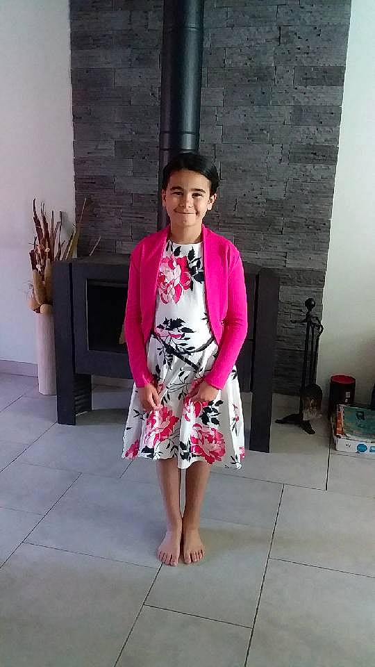 Tylia a rejoint le concours — aidez-le/la à gagner de superbes lots ! blazer, clothing, costume, fashion, fashion_design, formal_wear, joy, magenta, outerwear, person, pink, shoe, snapshot, street_fashion, style