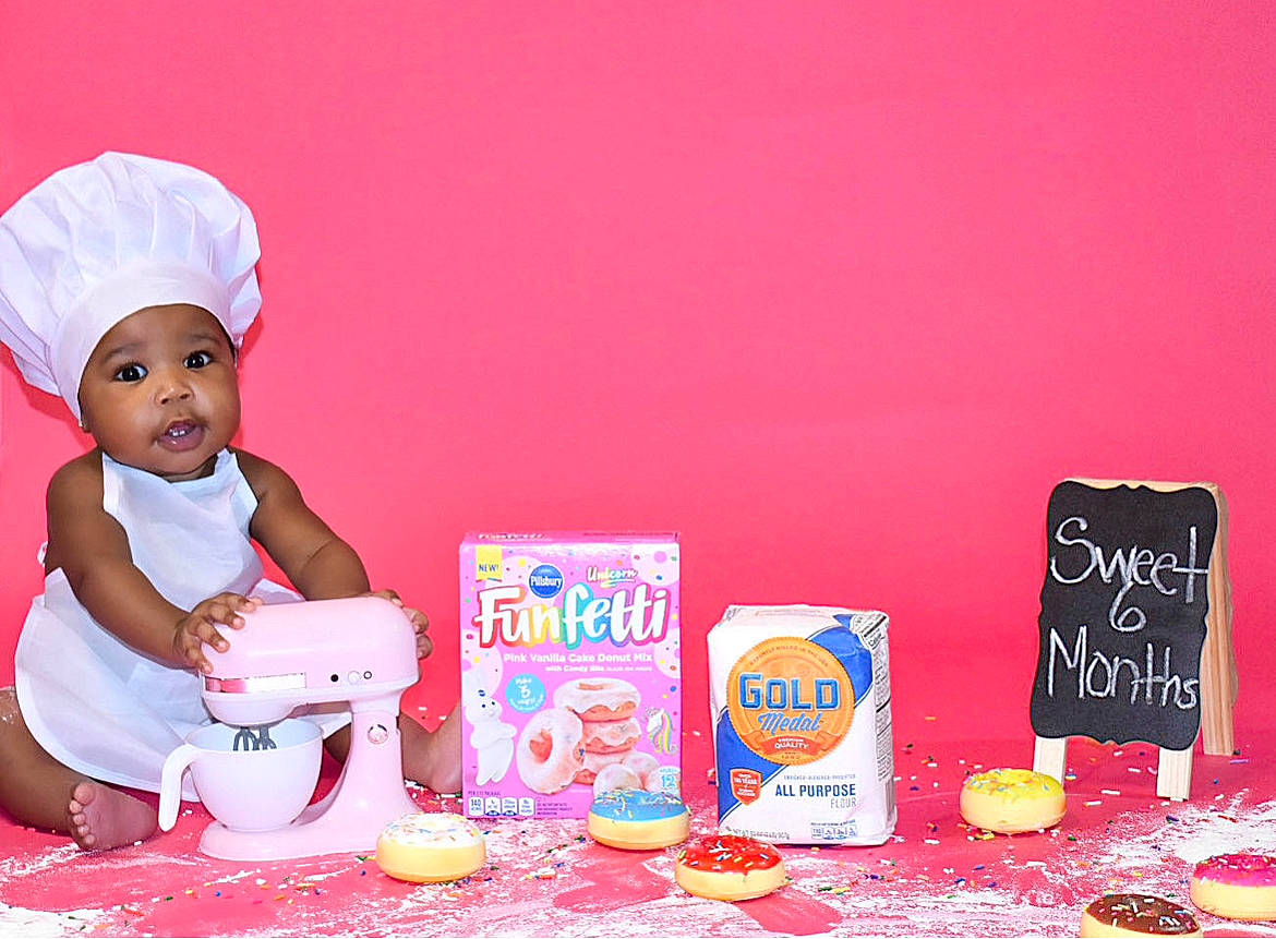 Jream is registered to the contest to win money with this photo: appliance, baby, bathroom, beverage, can, clothing, coffee, coffeecup, device, electricaldevice, face, hat, head, indoors, mixer, person, photography, portrait, room, tin