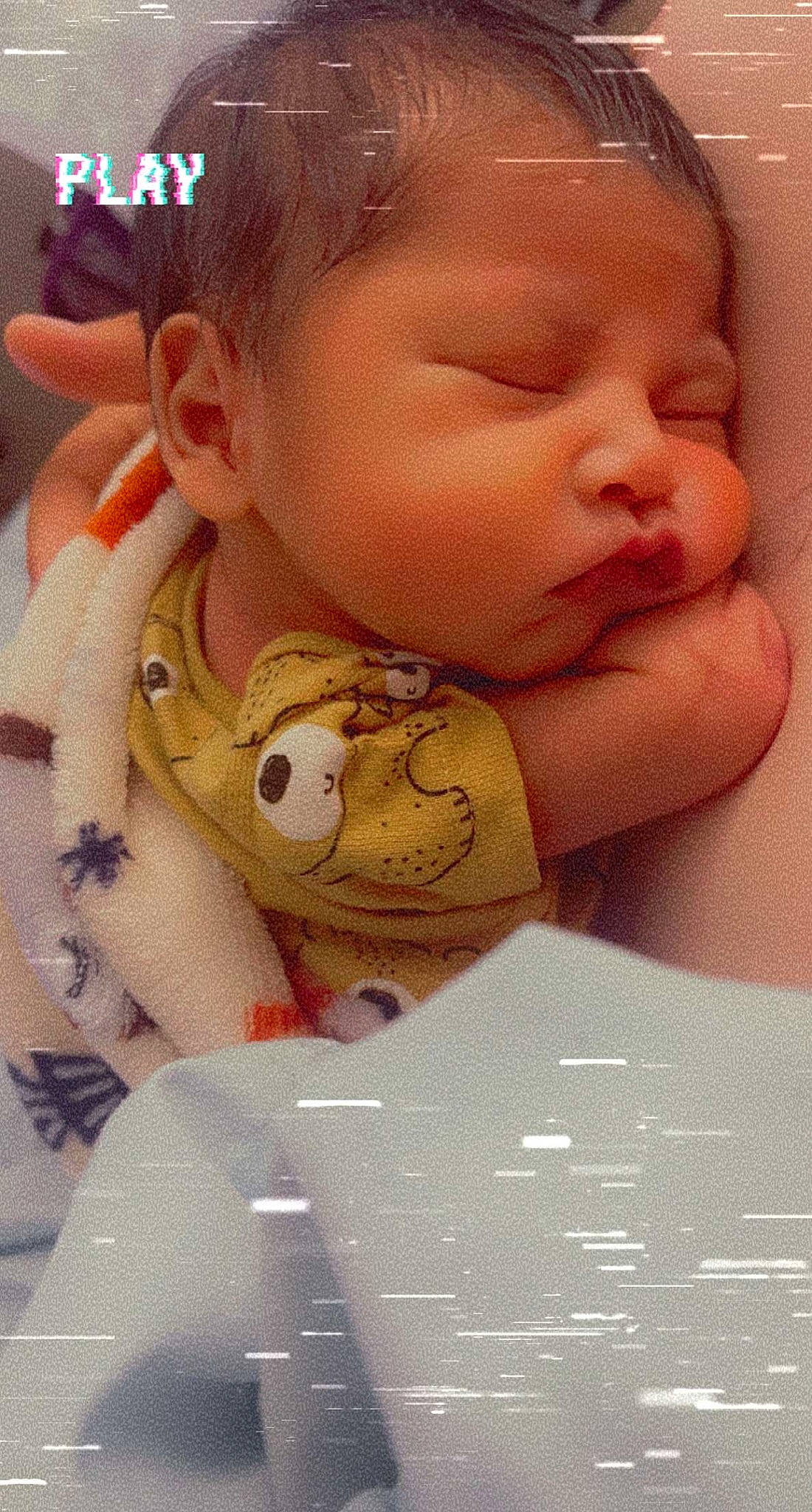 Diego is registered to the contest to win money with this photo: arm, baby, baby_sleeping, baby_toddler_clothing, cheek, child, comfort, ear, eyelash, facial_expression, finger, hand, happy, human_body, mouth, neck, nose, organ, person, skin