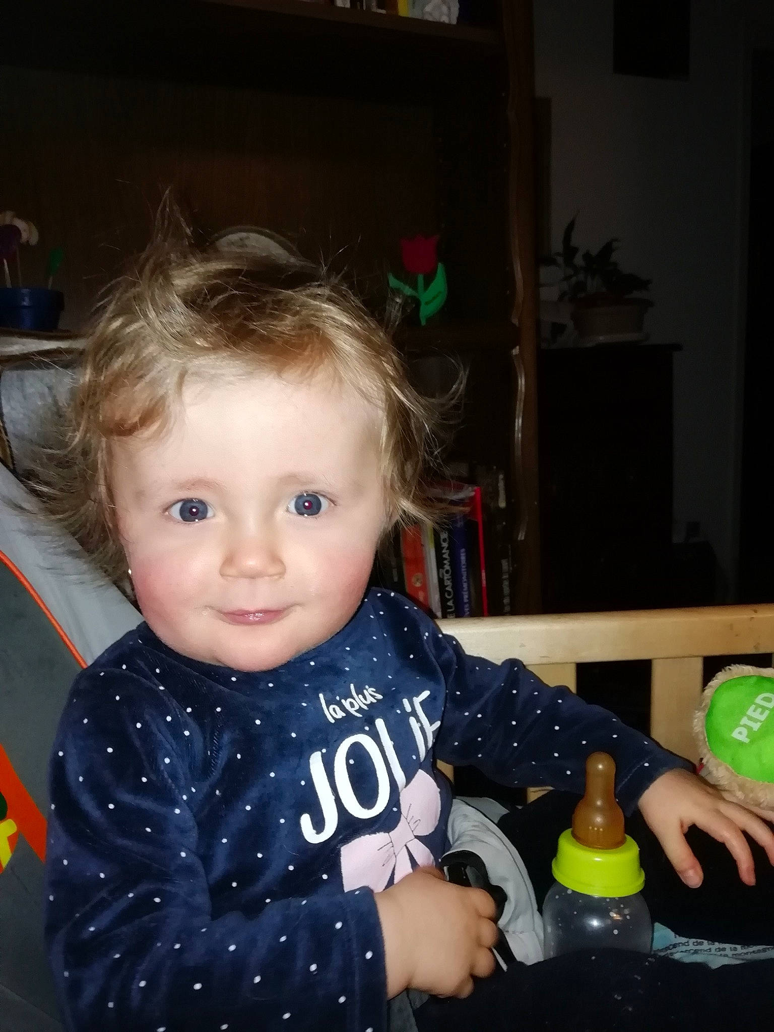 Aélia a rejoint le concours — aidez-le/la à gagner de superbes lots ! boy, cheek, child, day, eye, face, fun, girl, hair, head, infant, iris, nose, organ, person, play, product, sitting, skin, smile