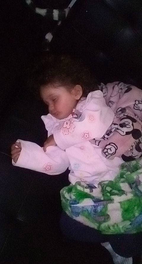 Sabrine participe au concours pour gagner de l'argent avec cette photo : baby, baby_products, baby_toddler_clothing, cheek, child, comfort, darkness, eye, face, facial_expression, fun, grass, head, nose, pattern, person, room, sitting, skin, sleeve