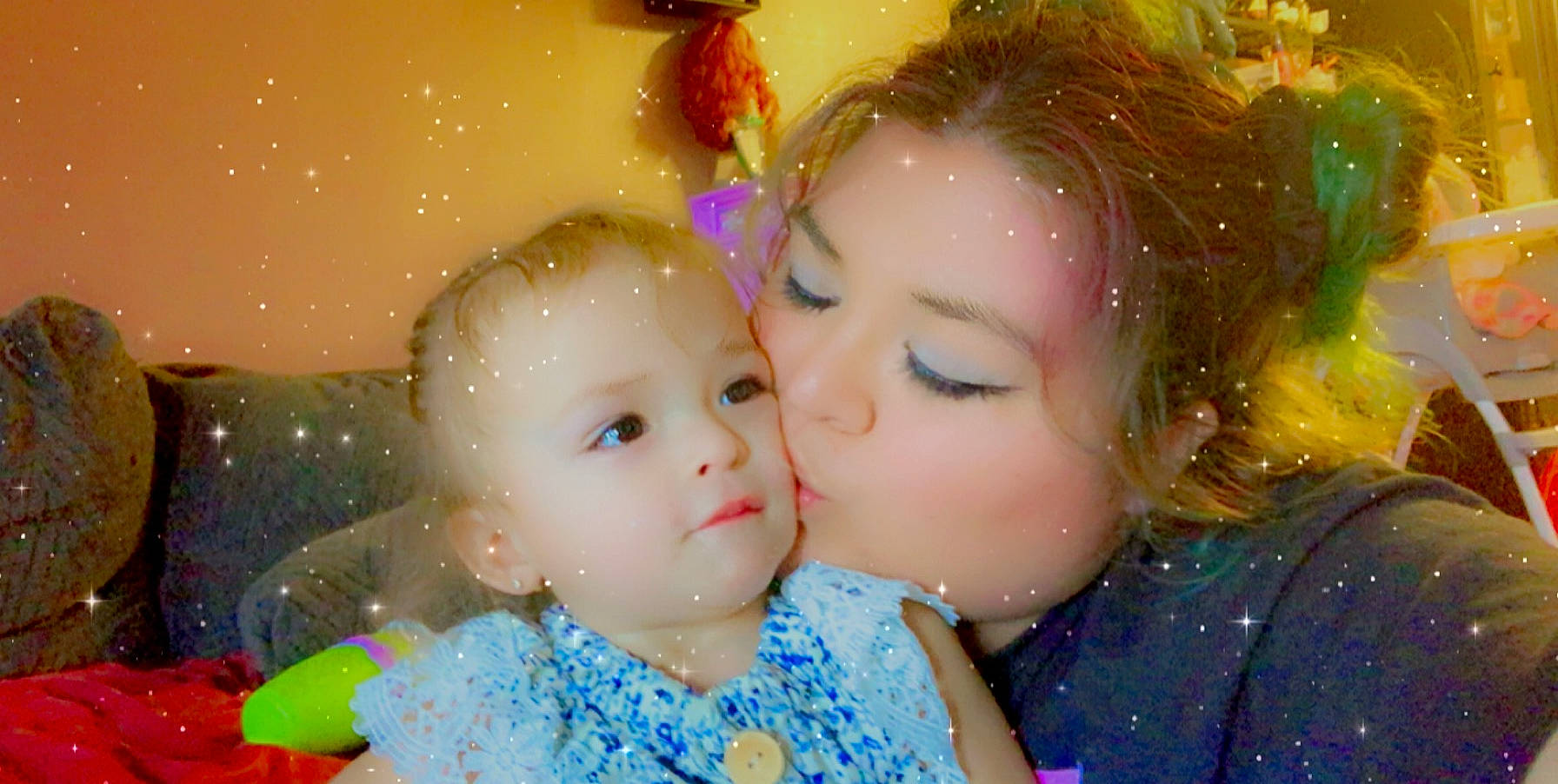 Naminé is registered to the contest to win money with this photo: baby, cheek, child, face, fun, happy, interaction, iris, love, person, photography, play, sibling, skin, smile, toddler, toy