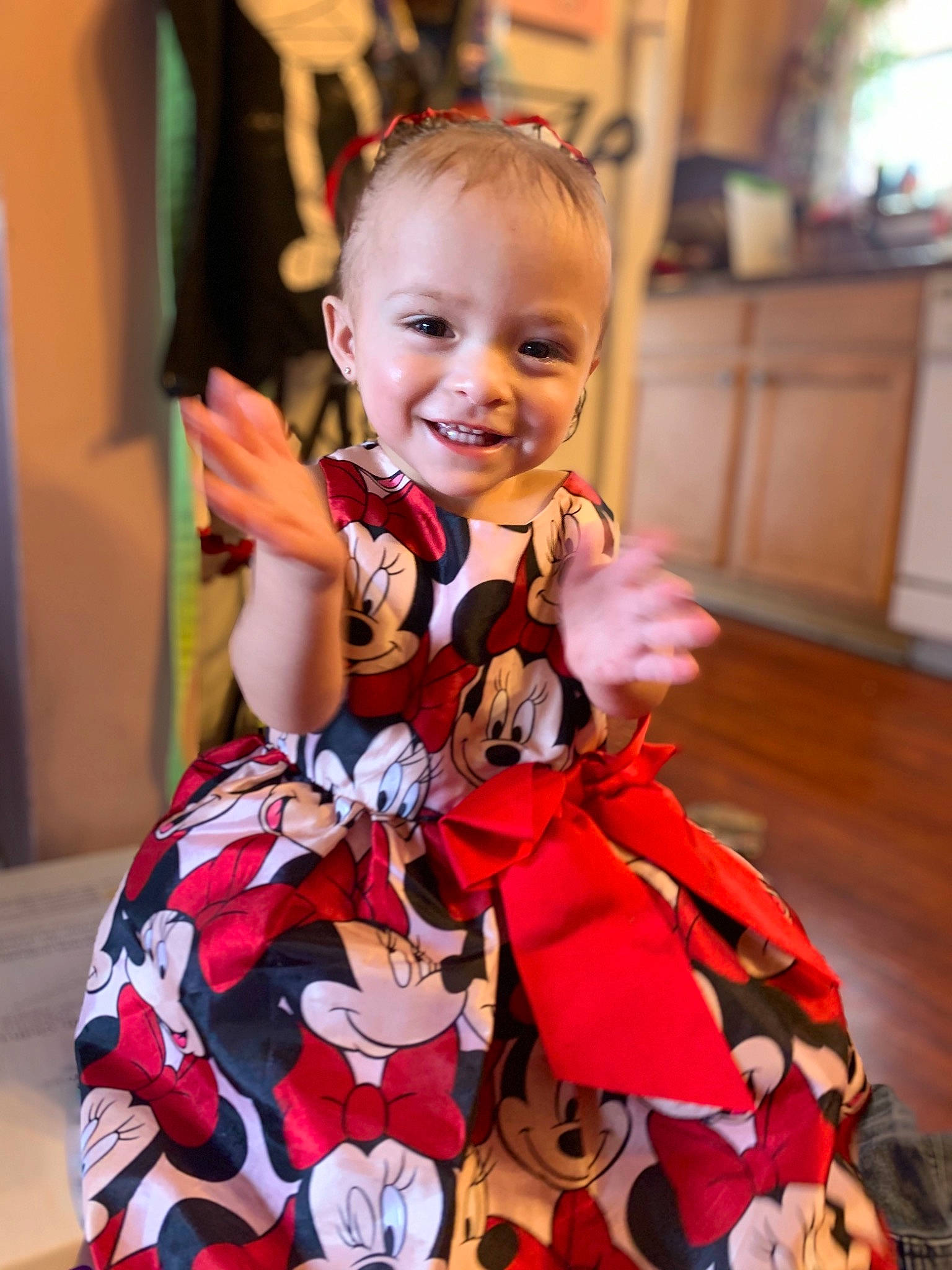 Naminé is registered to the contest to win money with this photo: baby, child, dress, joy, person, play, smile, toddler