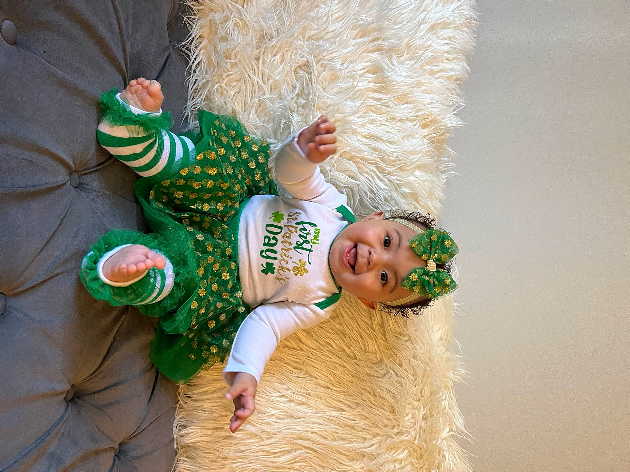 Mercedes joined the competition — help win amazing prizes! abdomen, child, christmas, christmas_ornament, event, fashion_design, fawn, fictional_character, fun, fur, grass, hand, happy, headwear, holiday, jewellery, joy, organism, pattern, people_in_nature