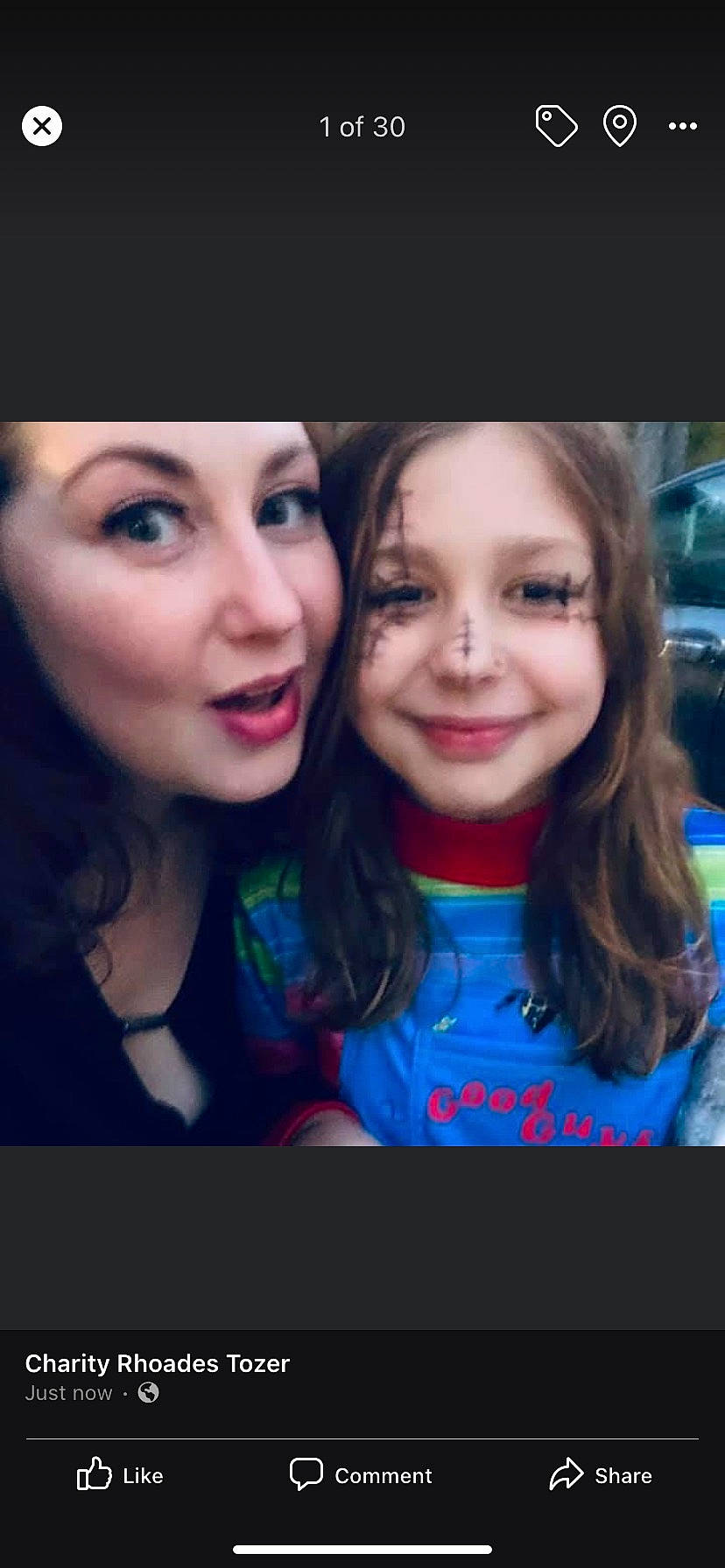 Elise is registered to the contest to win money with this photo: black_hair, cheek, chin, cool, eyebrow, eyelash, flash_photography, friendship, fun, hairstyle, happy, iris, jaw, joy, lip, long_hair, mouth, nose, person, selfie