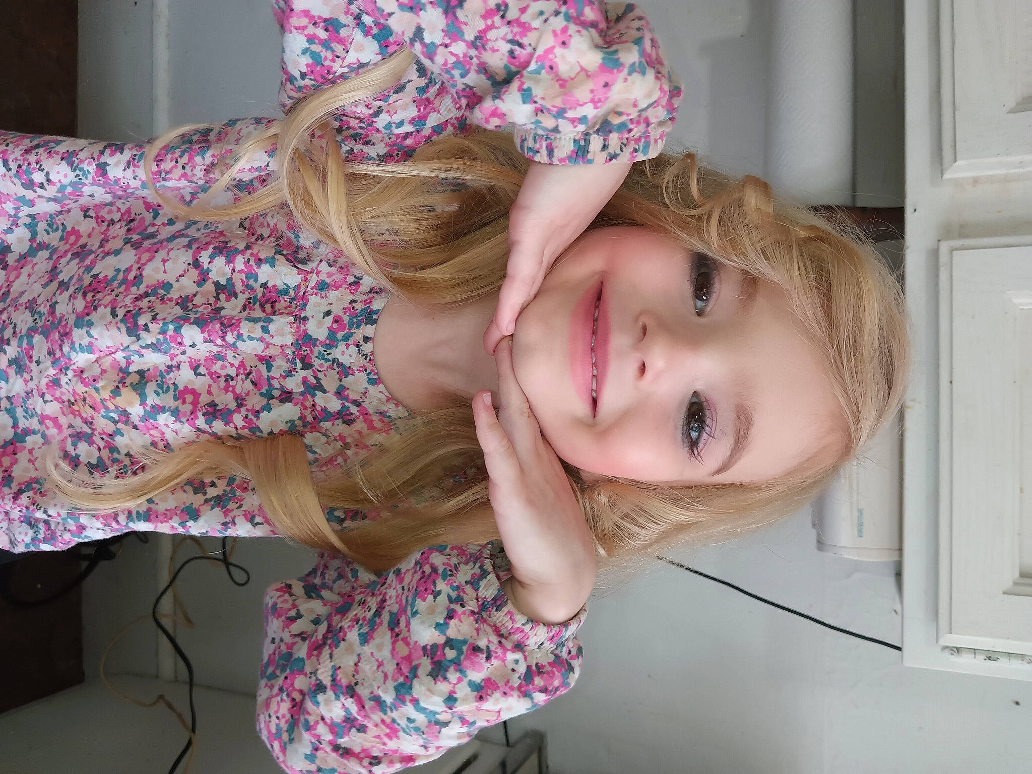 Paislee is registered to the contest to win money with this photo: beauty, child, comfort, eye, face, facial_expression, fun, happy, head, iris, joy, lip, magenta, mammal, nose, organ, person, pink, product, skin