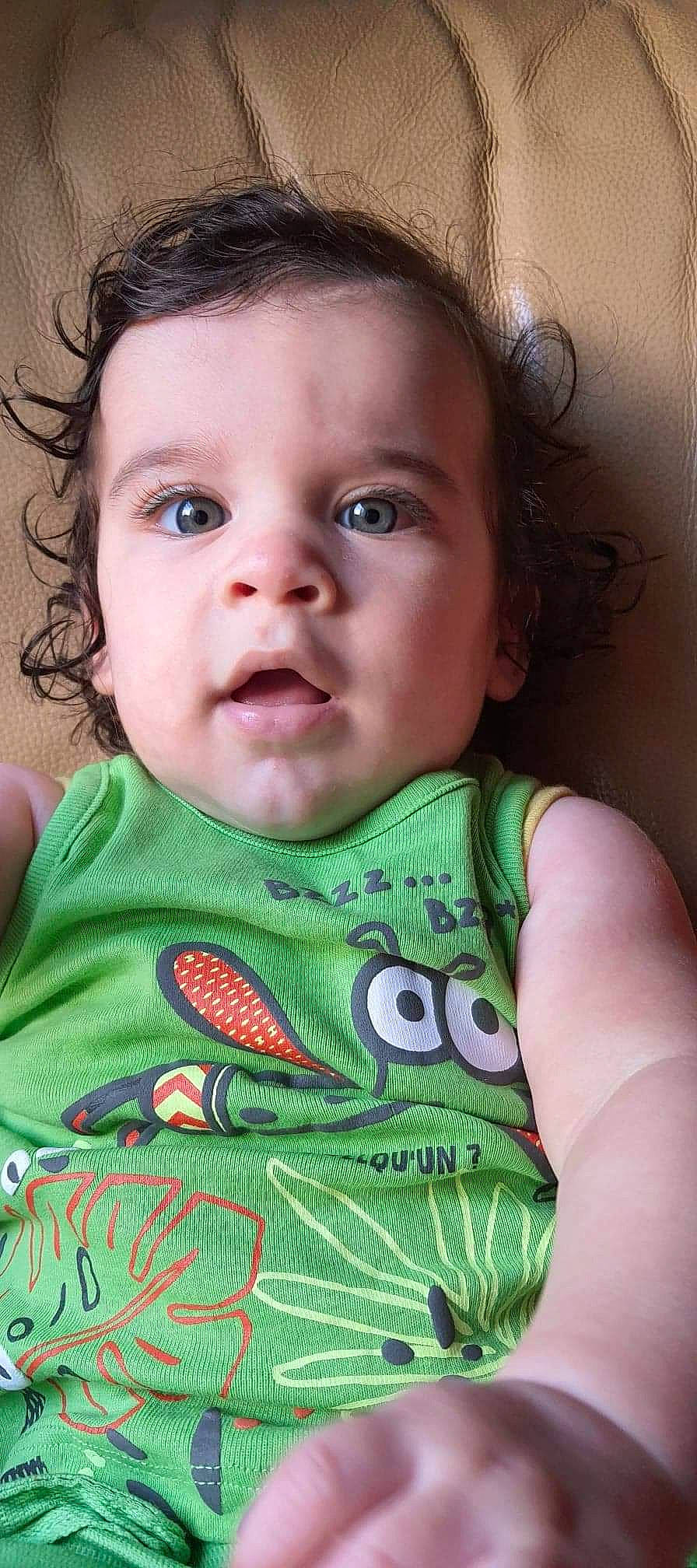 Kira a rejoint le concours — aidez-le/la à gagner de superbes lots ! baby, cheek, child, child_model, chin, eye, face, facial_expression, forehead, green, head, iris, lip, mouth, nose, person, skin, smile, toddler