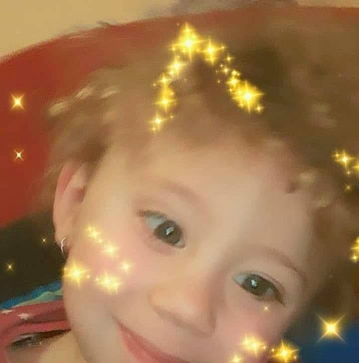 Ti Chat a rejoint le concours — aidez-le/la à gagner de superbes lots ! cheek, child, chin, close_up, ear, eye, eyebrow, face, forehead, girl, head, human_hair_color, infant, iris, lip, mouth, nose, person, skin, smile