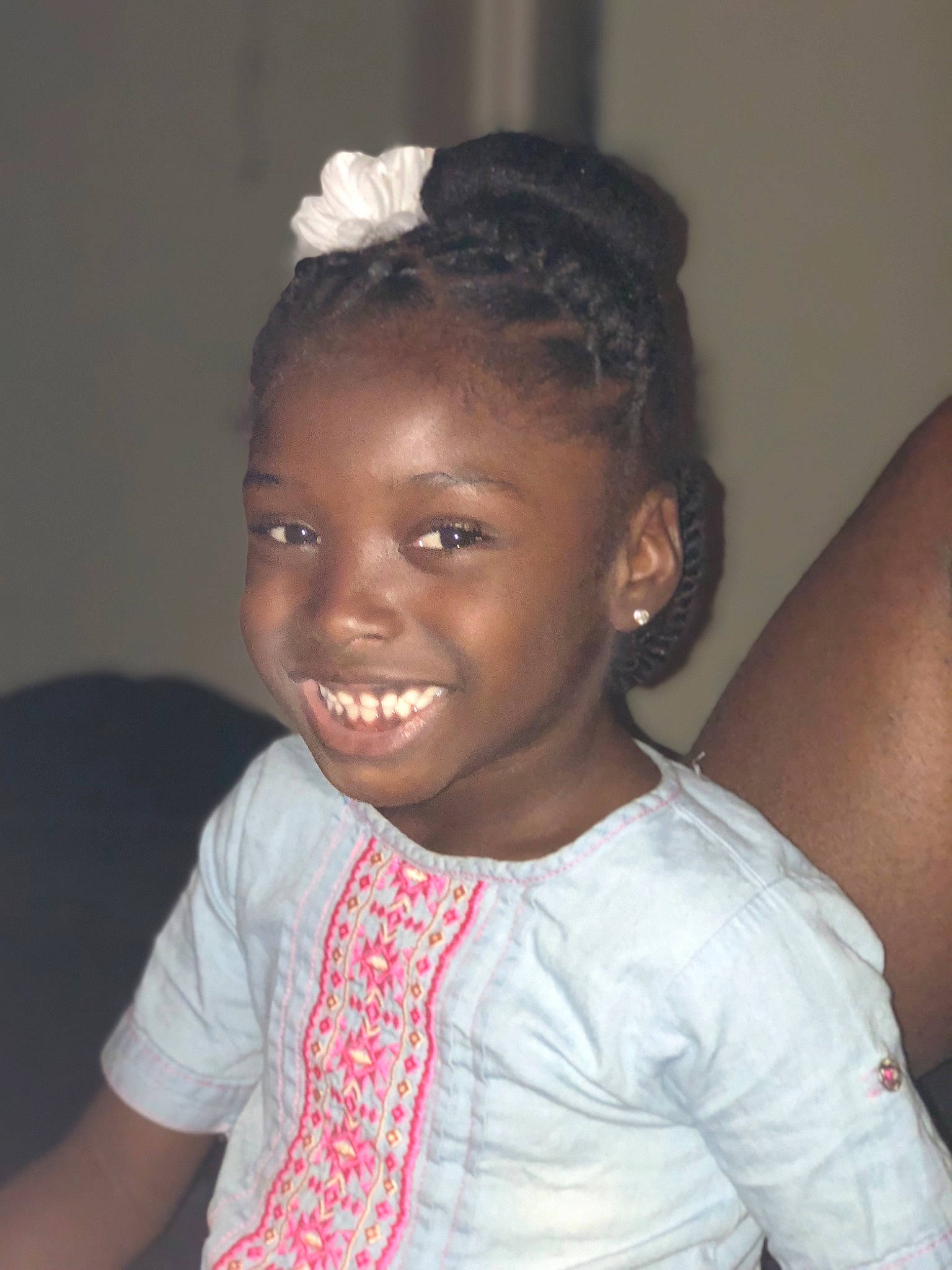 Wilniyah is registered to the contest to win money with this photo: beauty, black_hair, braid, child, child_model, cornrows, fashion_accessory, forehead, hair, hair_accessory, hairstyle, headband, joy, lip, long_hair, person, smile, toddler