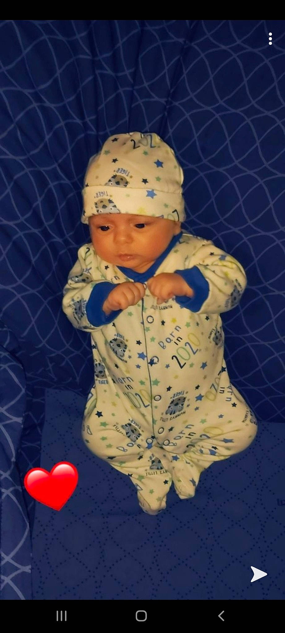 Dylan participe au concours pour gagner de l'argent avec cette photo : baby, child, headwear, person, play, toddler