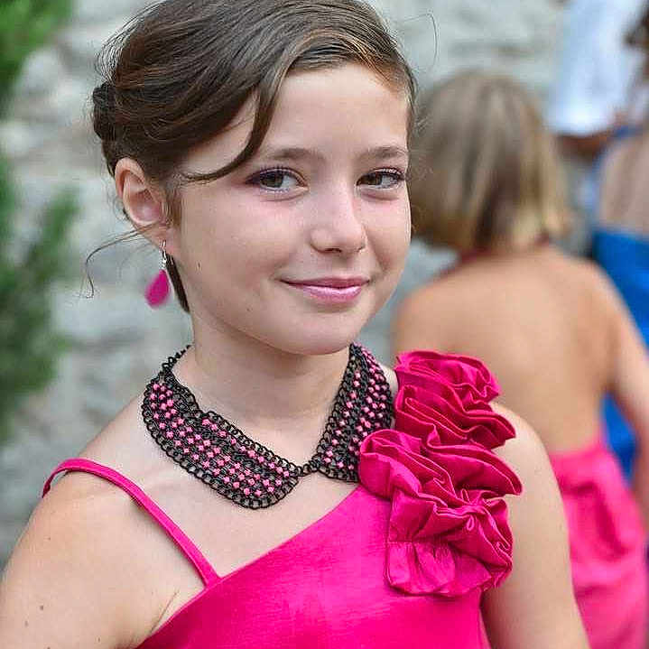 Justine participe au concours pour gagner de l'argent avec cette photo :