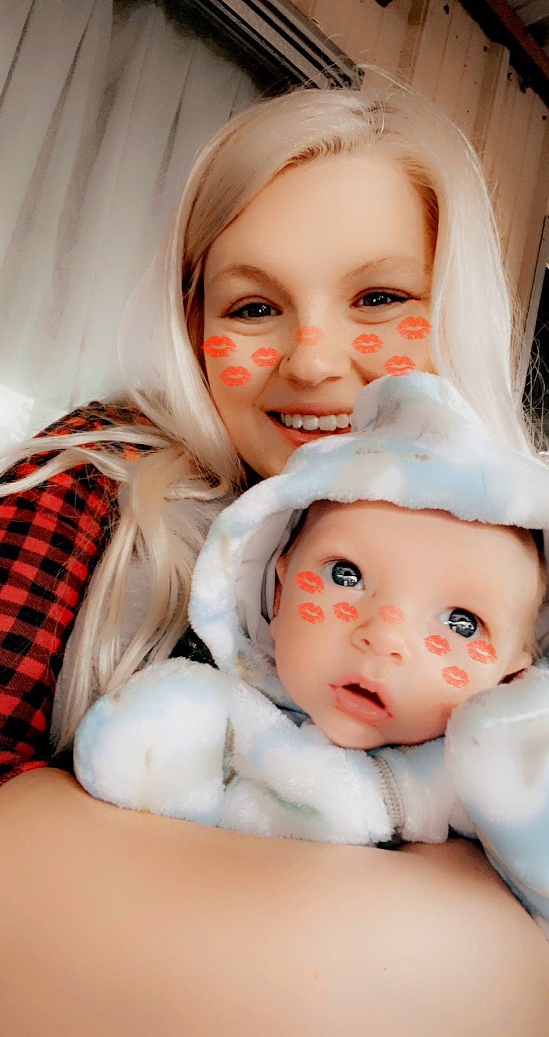 Jay is registered to the contest to win money with this photo: baby, baby_toddler_clothing, blond, cheek, child, child_model, costume_accessory, eye, hair_accessory, happy, human, joy, love, makeover, nose, person, plaid, portrait_photography, skin, tartan