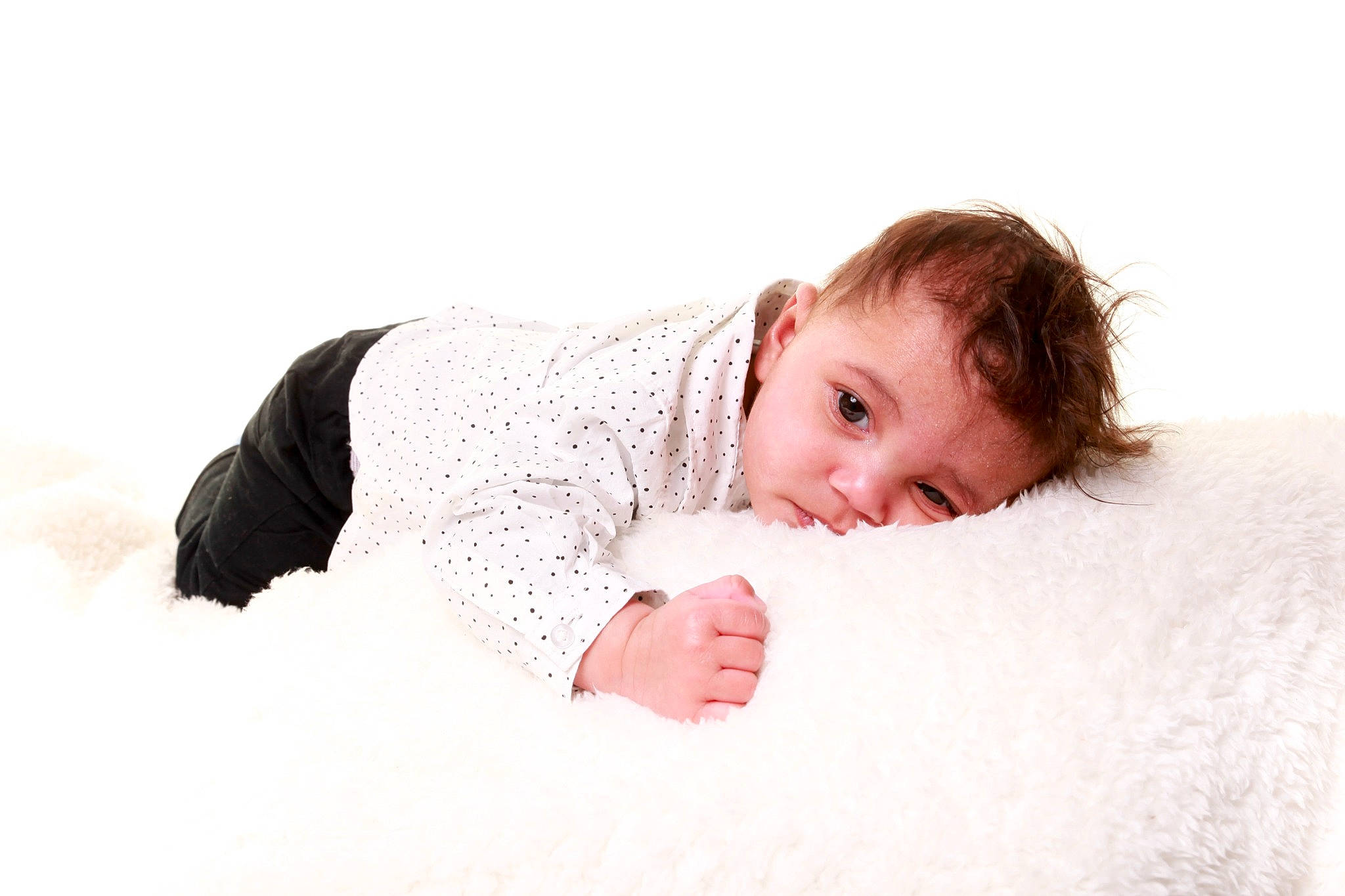 Marvyn participe au concours pour gagner de l'argent avec cette photo : baby, baby_toddler_clothing, cheek, child, child_model, comfort, eye, flash_photography, fun, fur, happy, linens, person, photo_shoot, portrait, portrait_photography, sitting, sleeve, toddler, winter