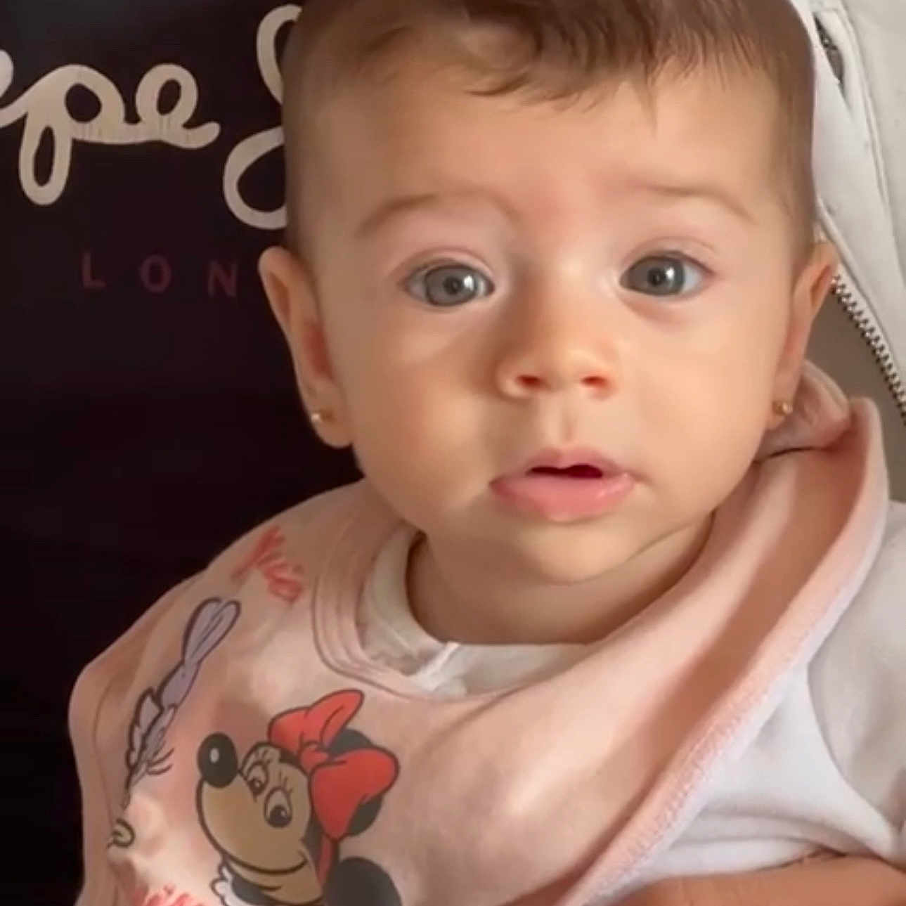 Gabriella Iris a rejoint le concours — aidez-le/la à gagner de superbes lots ! baby, babylaughing, face, happy, head, person, smile