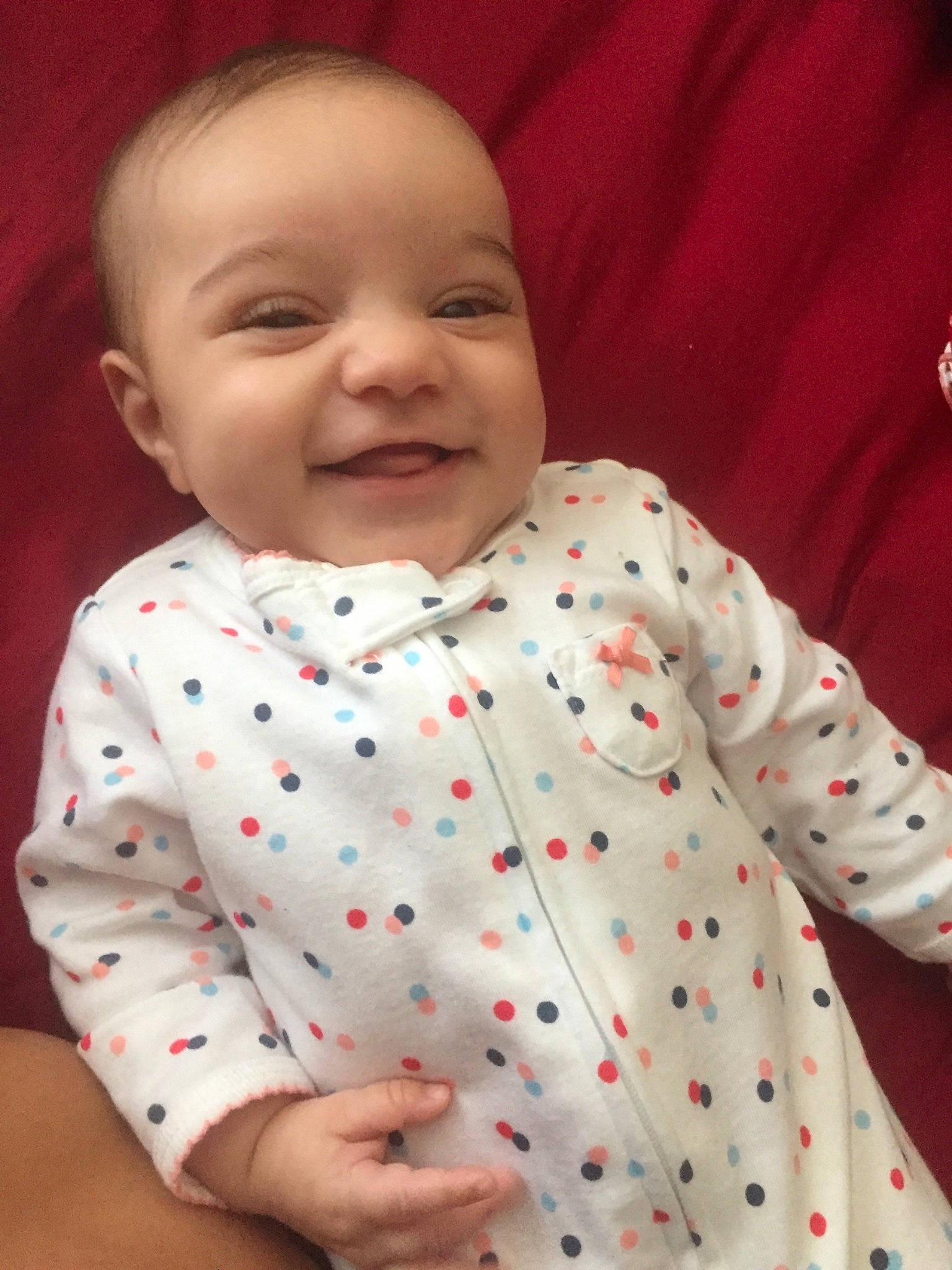 Kamille is registered to the contest to win money with this photo: baby, cheek, child, head, joy, lip, pattern, person, skin, smile, toddler