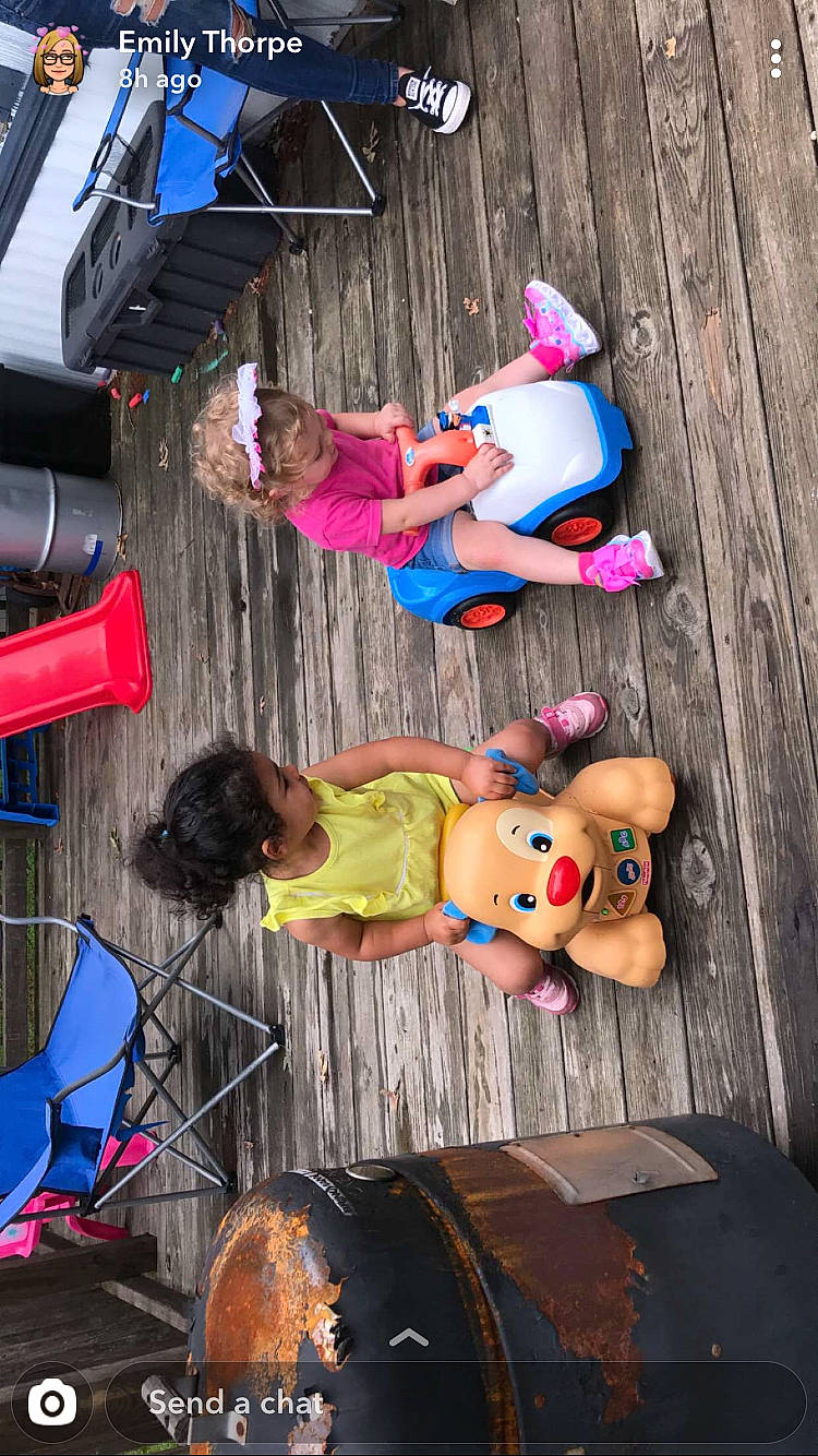 Johanna is registered to the contest to win money with this photo: fun, leisure, person