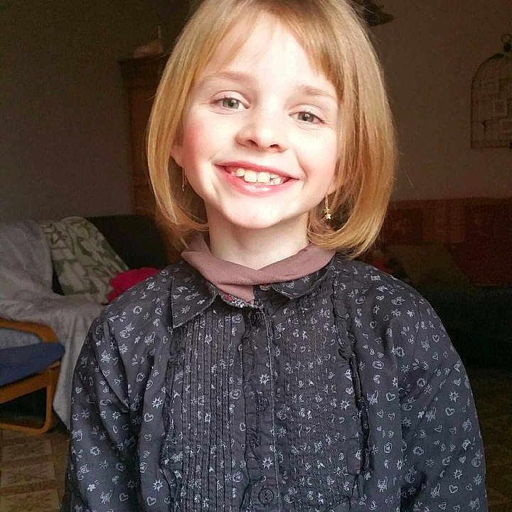 Camille a rejoint le concours — aidez-le/la à gagner de superbes lots !