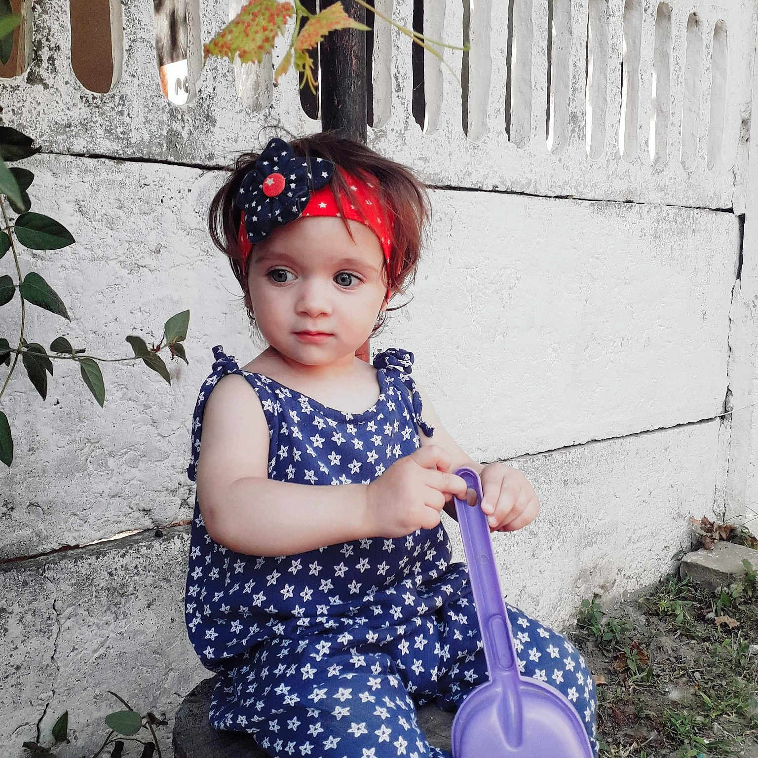 Alexia Maria a rejoint le concours — aidez-le/la à gagner de superbes lots ! child, costume, design, fun, girl, hair_accessory, headgear, pattern, person, polka_dot, product, skin, tartan, toddler