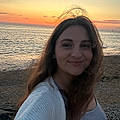 Elisa R.