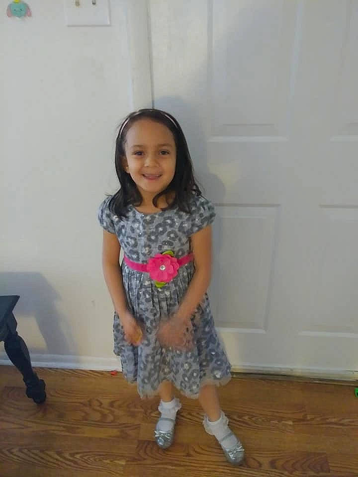 Adalisia is registered to the contest to win money with this photo: child, floor, flooring, joint, joy, knee, leg, person, shoe, shoulder, standing, toddler, trunk