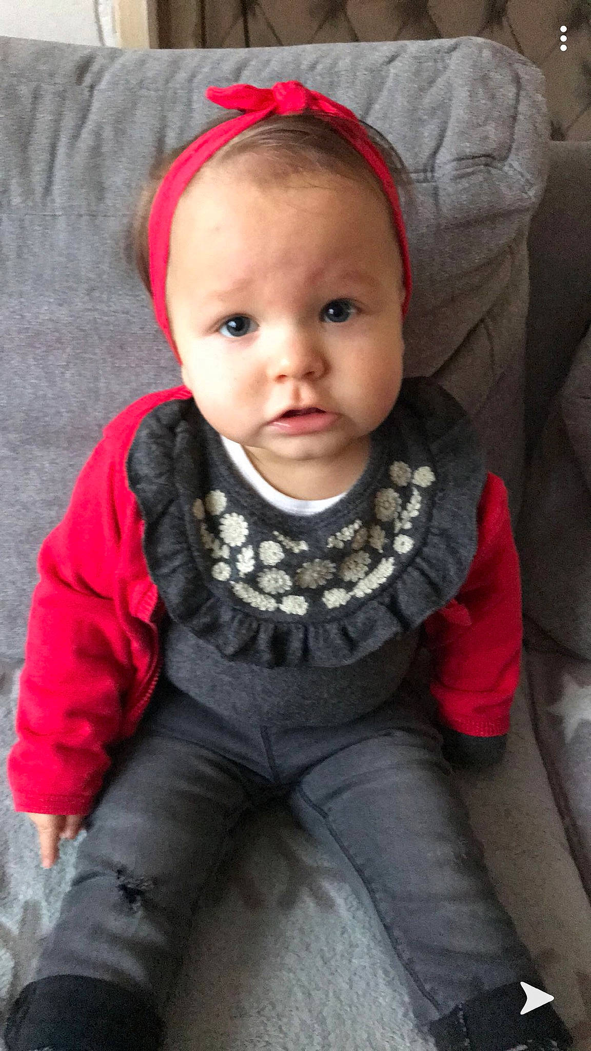 Rose participe au concours pour gagner de l'argent avec cette photo : baby, cheek, child, child_model, face, hair_accessory, head, lip, neck, person, skin, smile, toddler